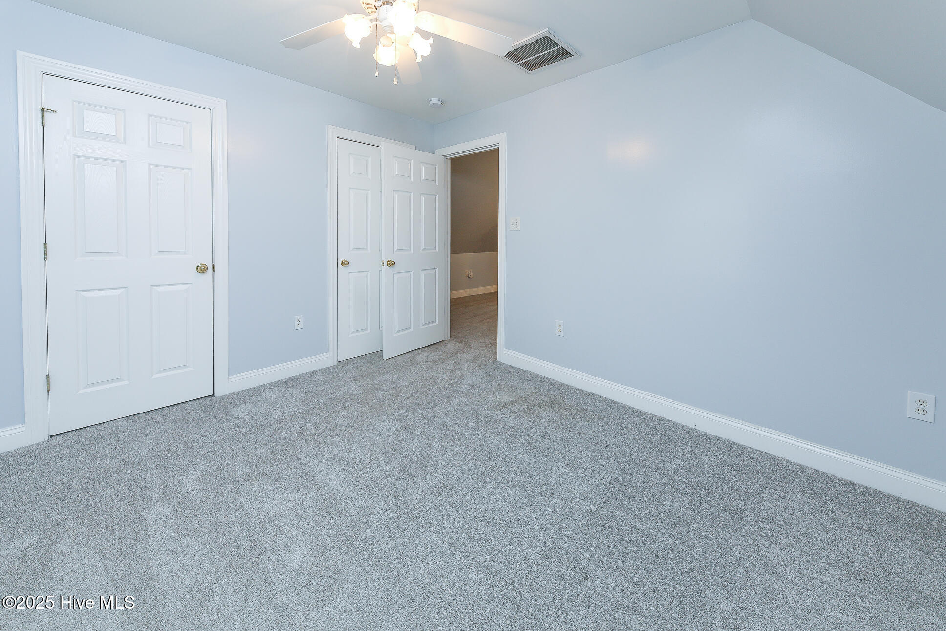 892 South Mills Road Property Photo 12