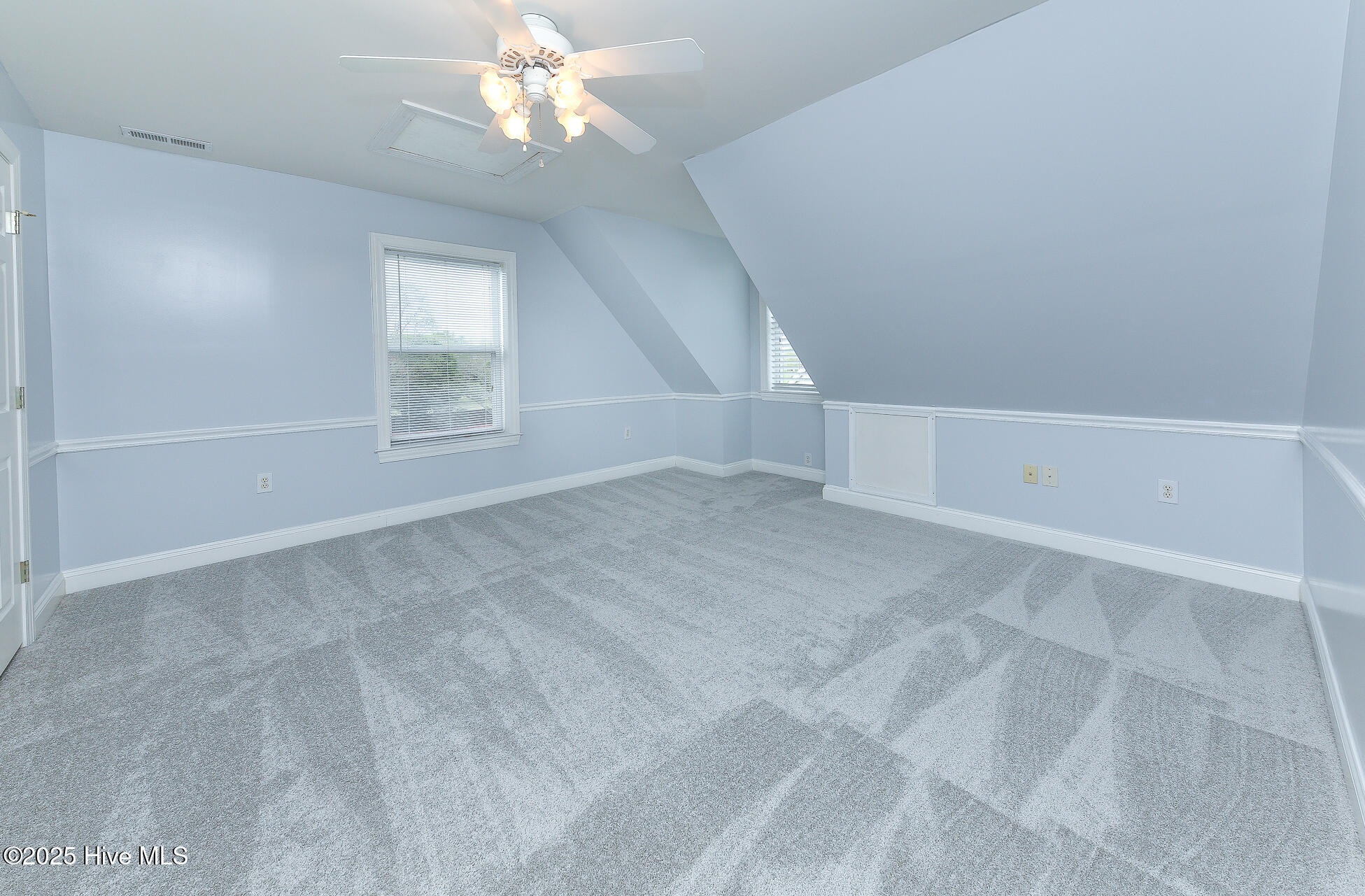 892 South Mills Road Property Photo 16