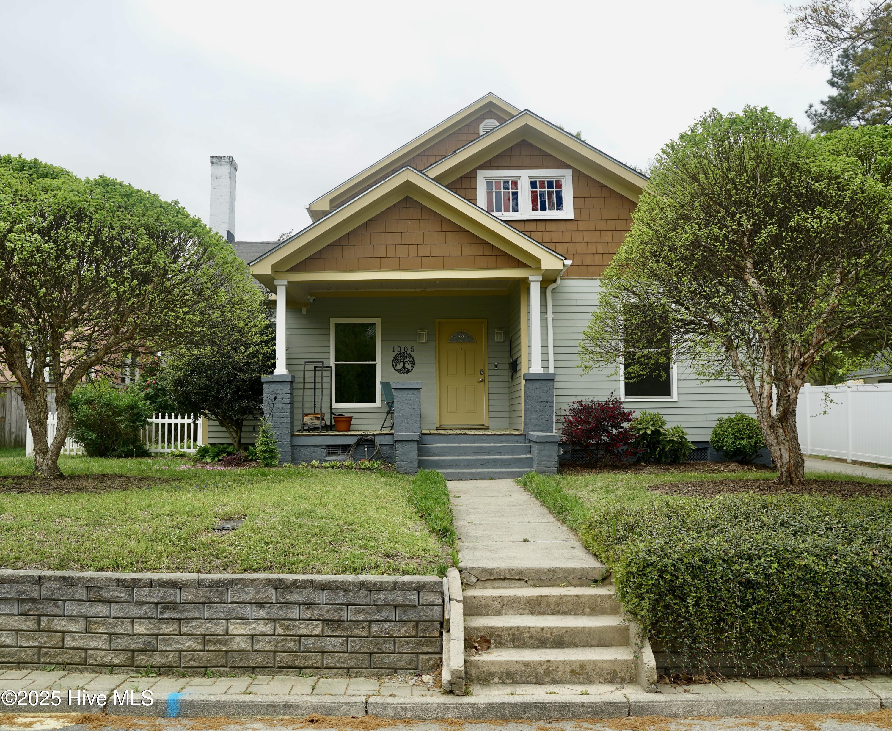 1305 Anderson Street Property Photo