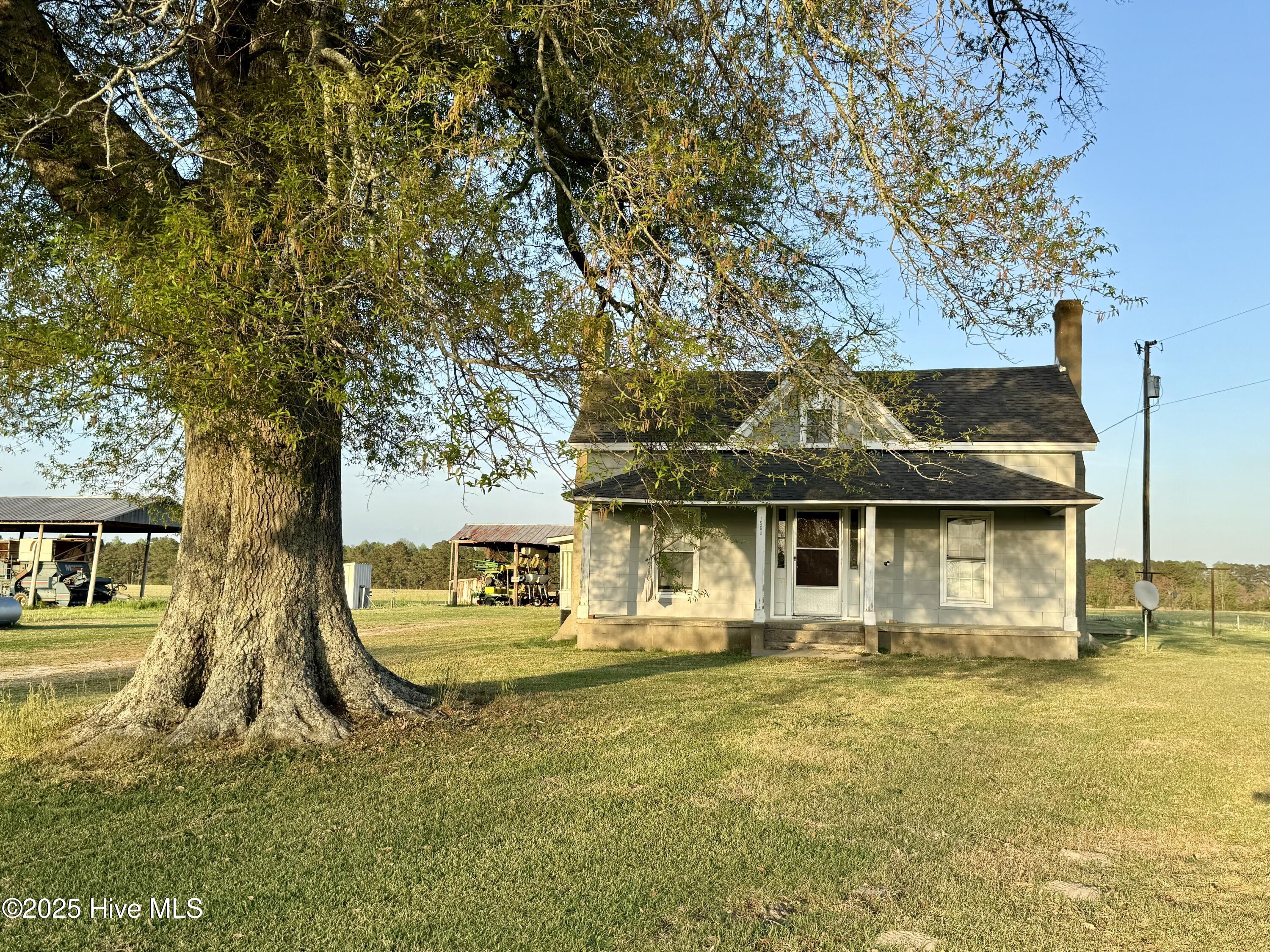 1580 Ed's Grocery Road Property Photo