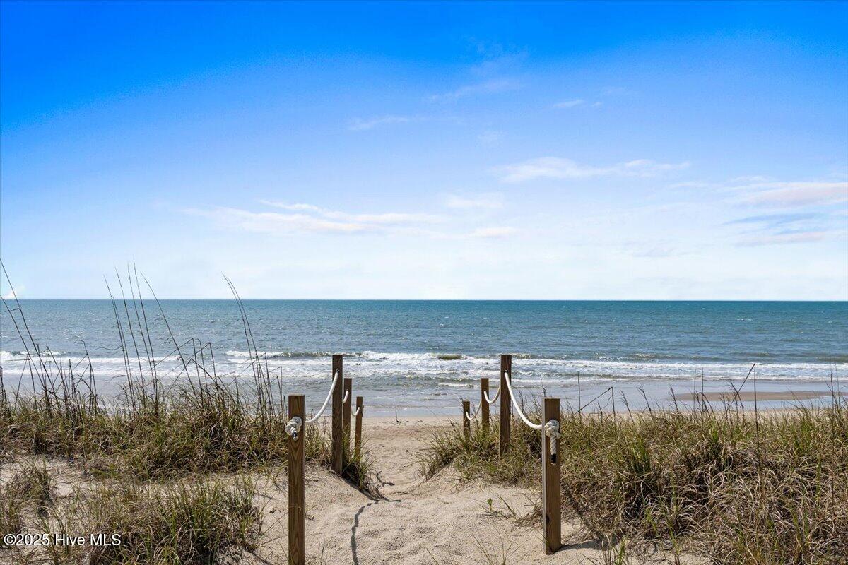 2709 W Beach Drive Property Photo 6
