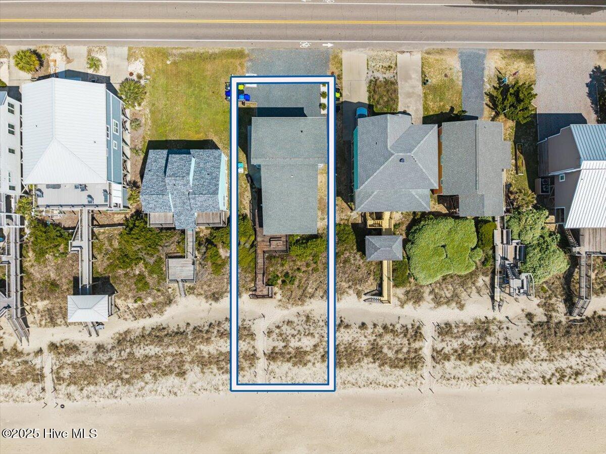 2709 W Beach Drive Property Photo 50