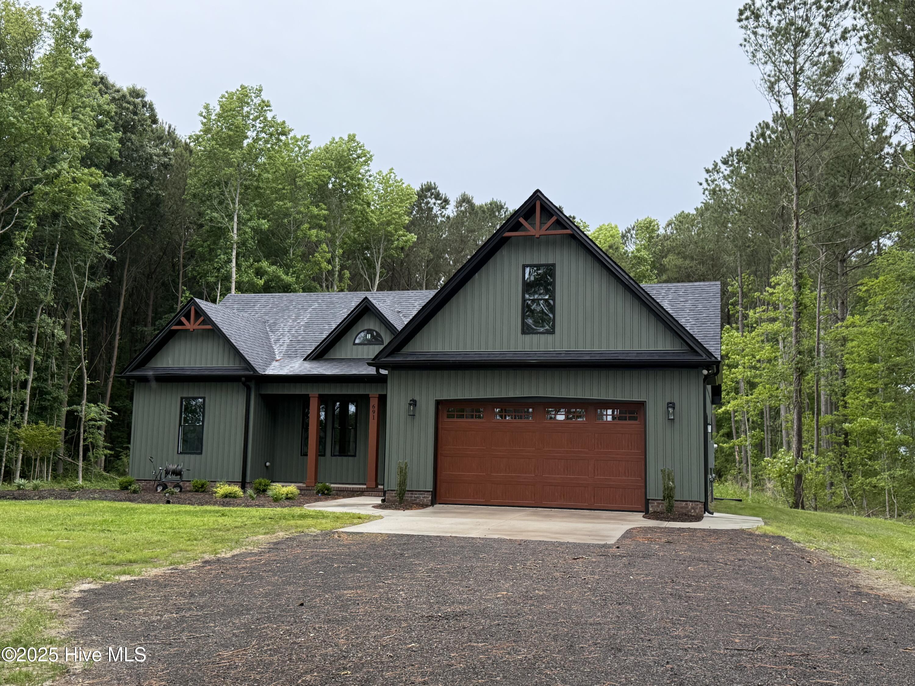 691 Griffin Swamp Road Property Photo