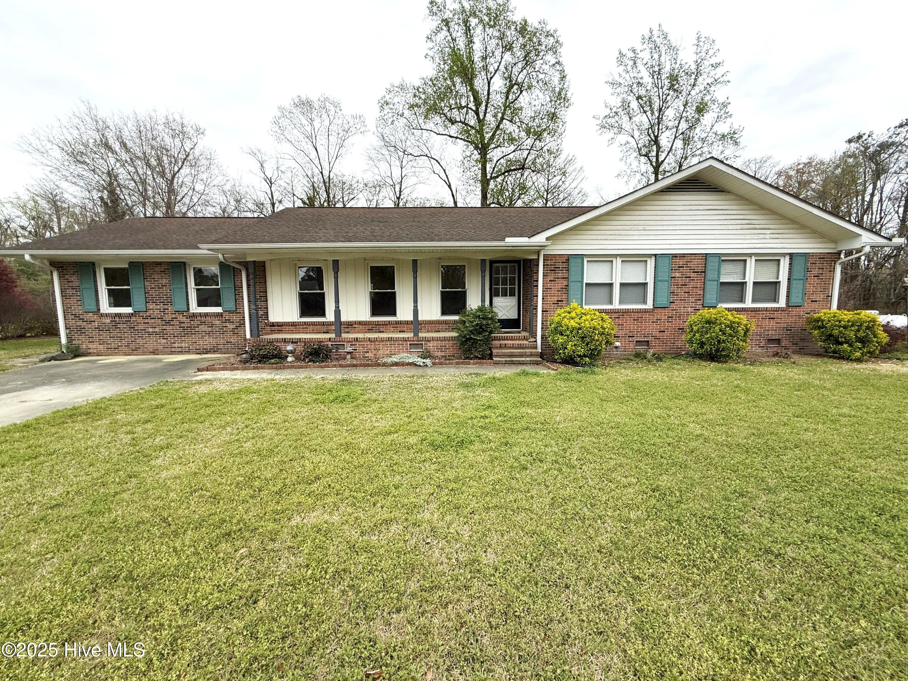 114 Long Leaf Lane Property Photo