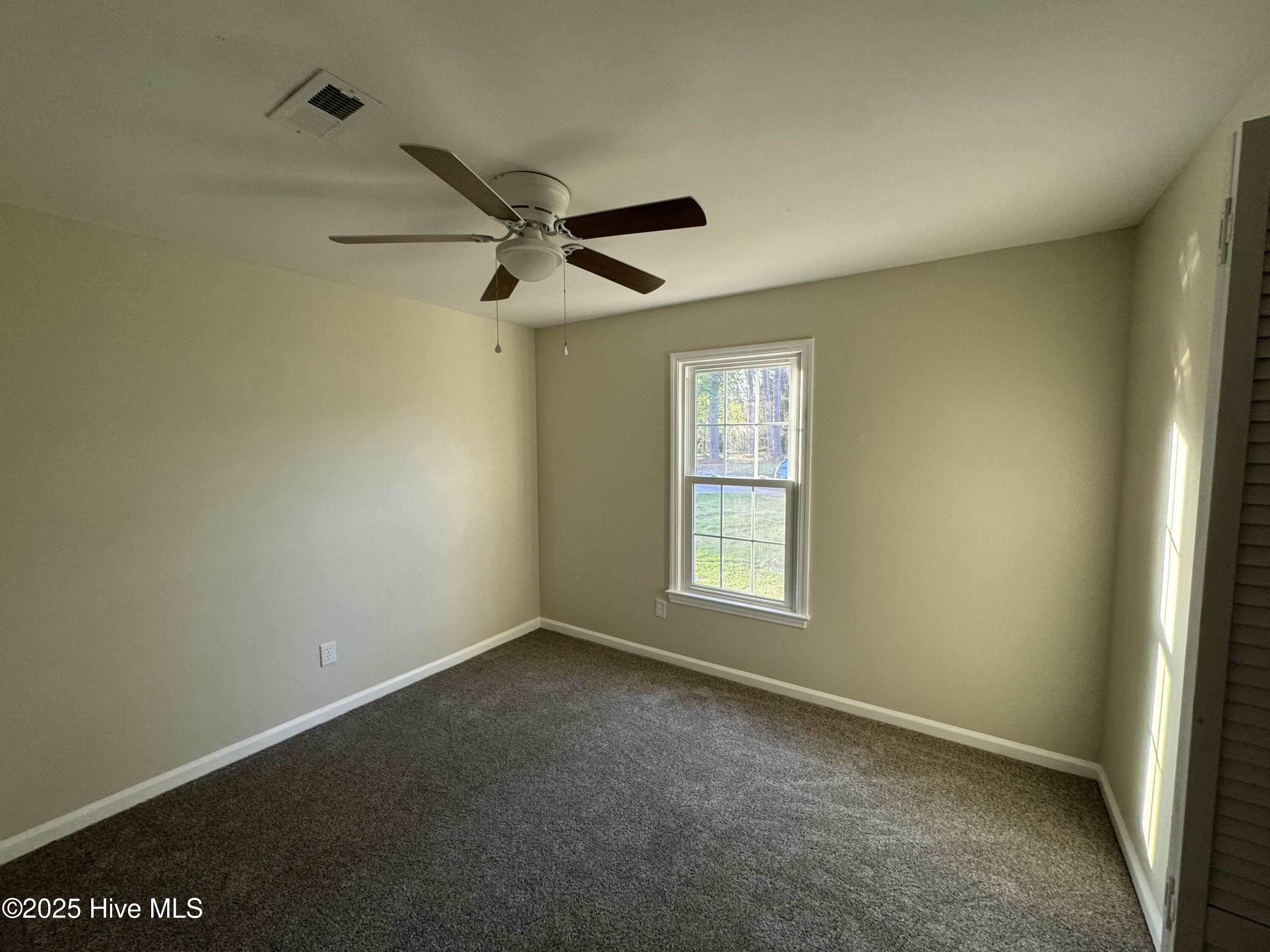 2303 Leigh Street Property Photo 10