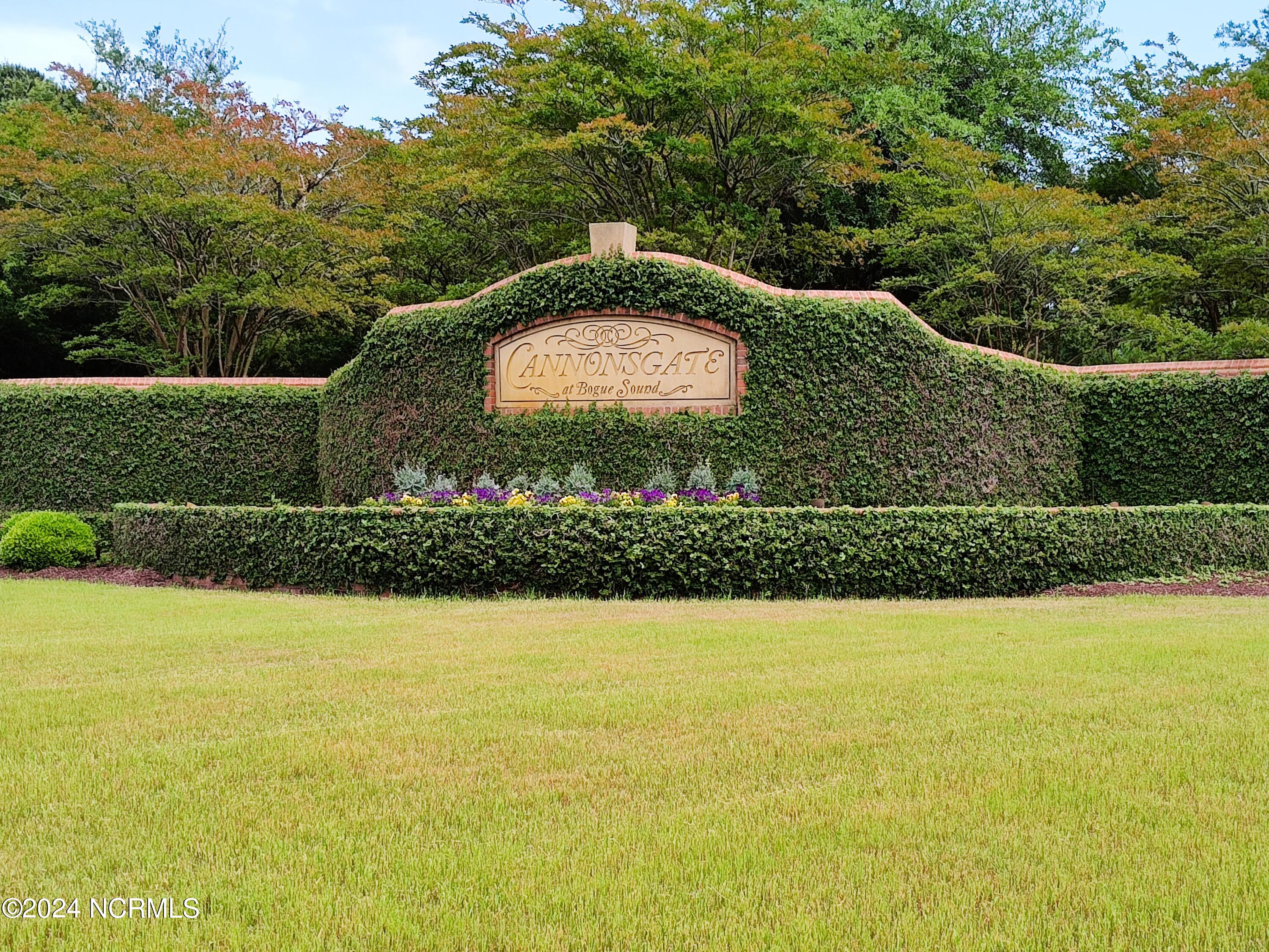 214 Colleton Square Property Photo 13