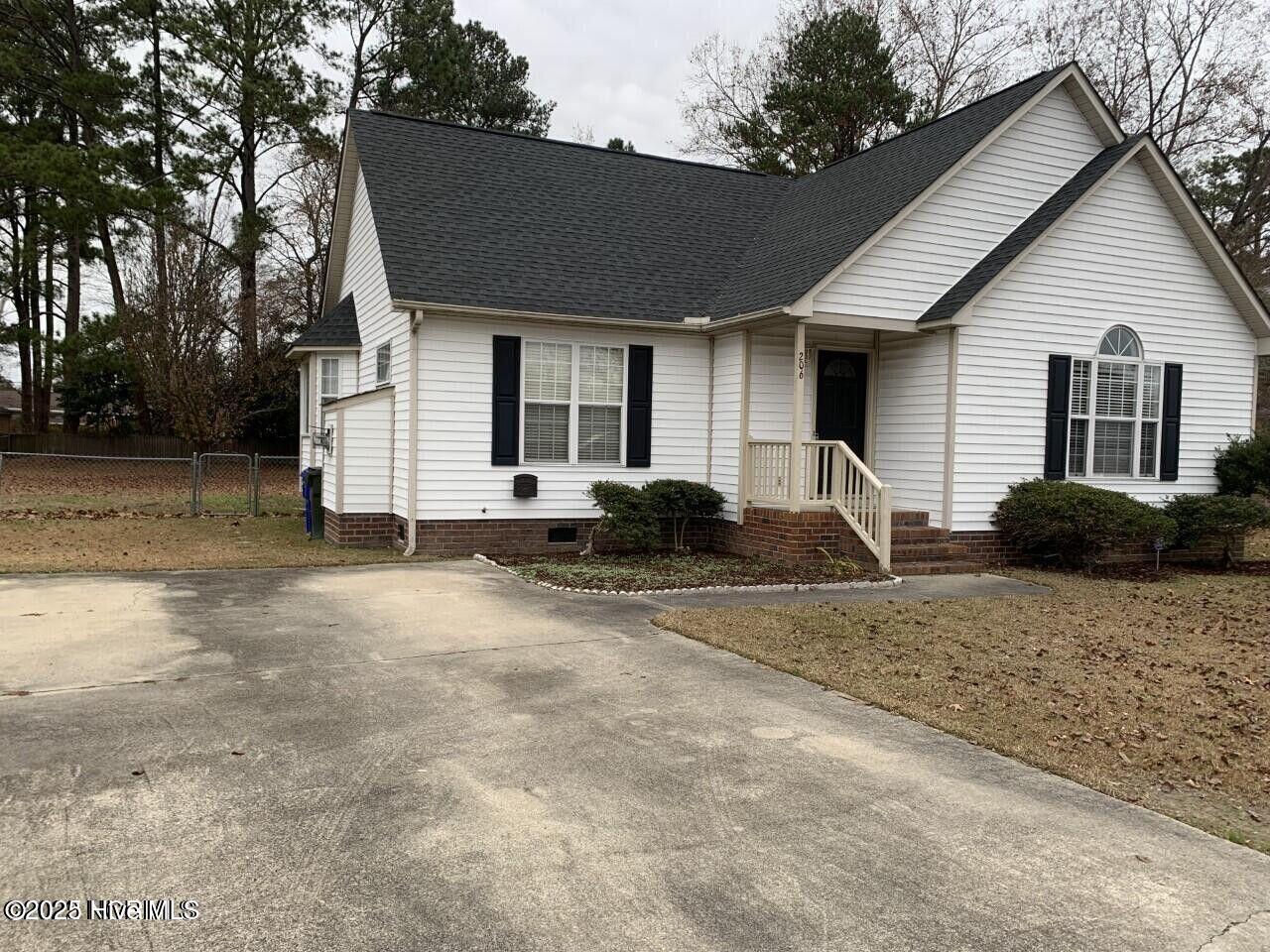 206 John Avenue Property Photo
