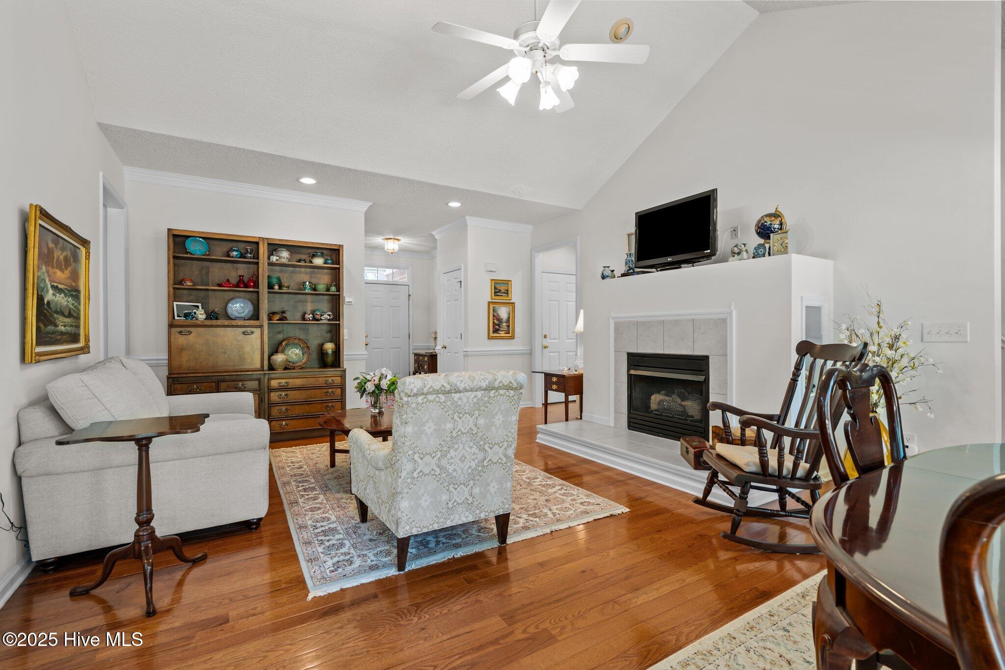 15 Live Oak Lane Property Photo 6