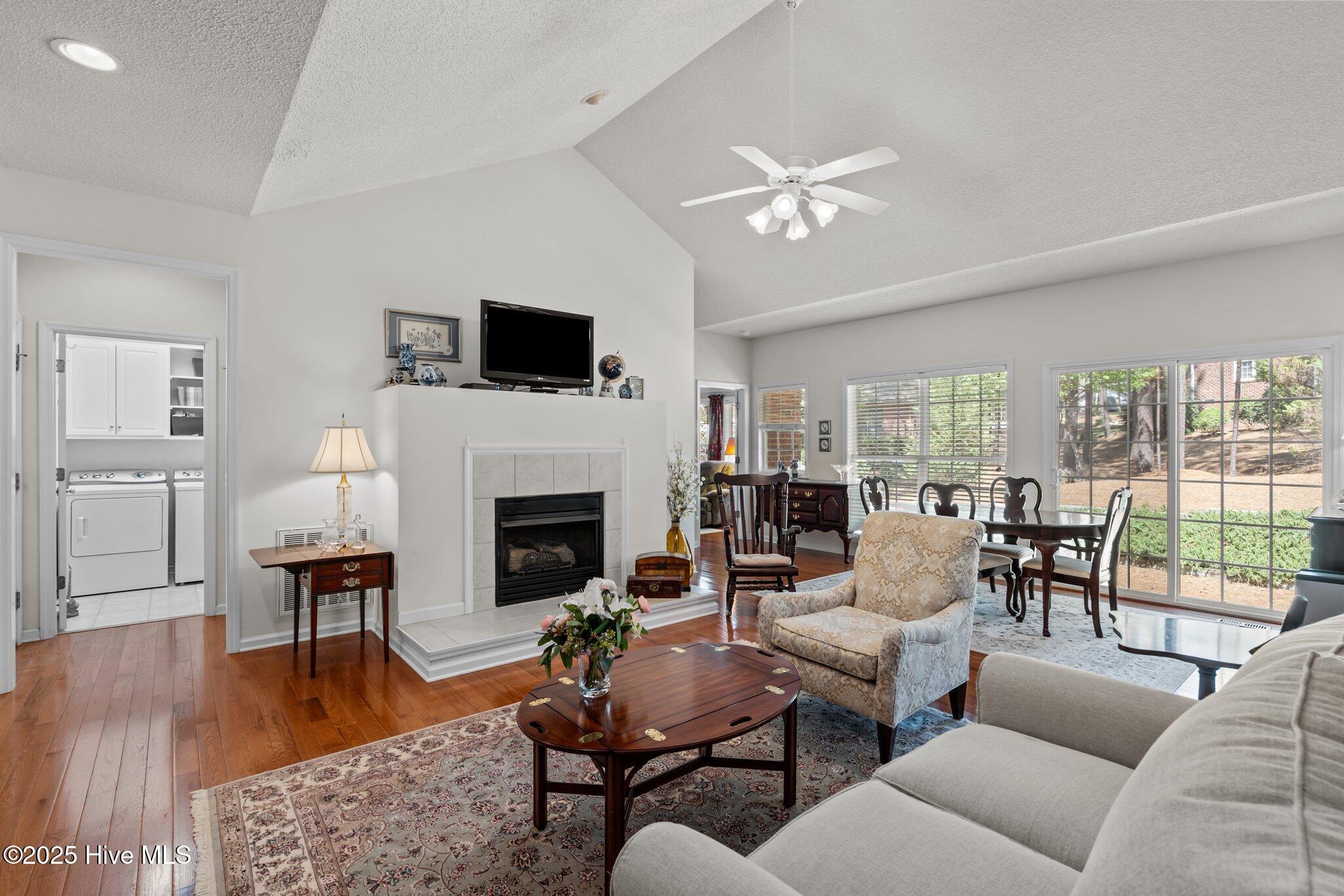 15 Live Oak Lane Property Photo 7