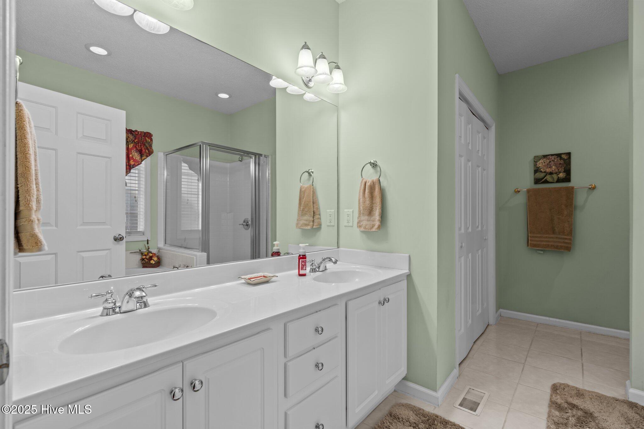15 Live Oak Lane Property Photo 18