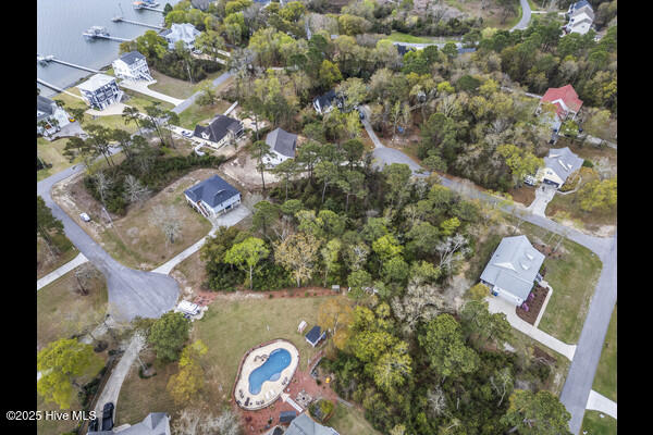115 Bay Court Property Photo 19