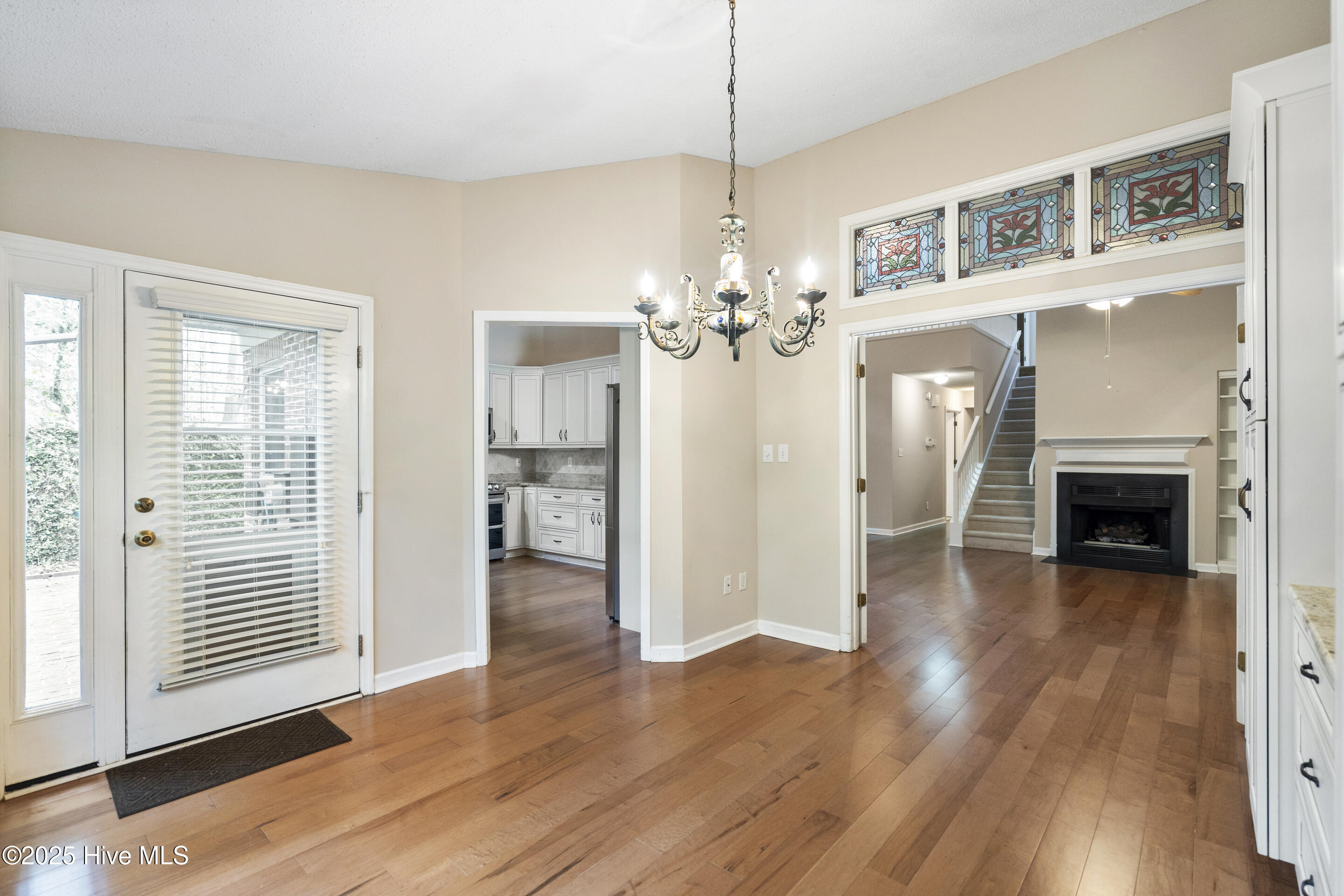 2210 Jumpin Run Drive Property Photo 22