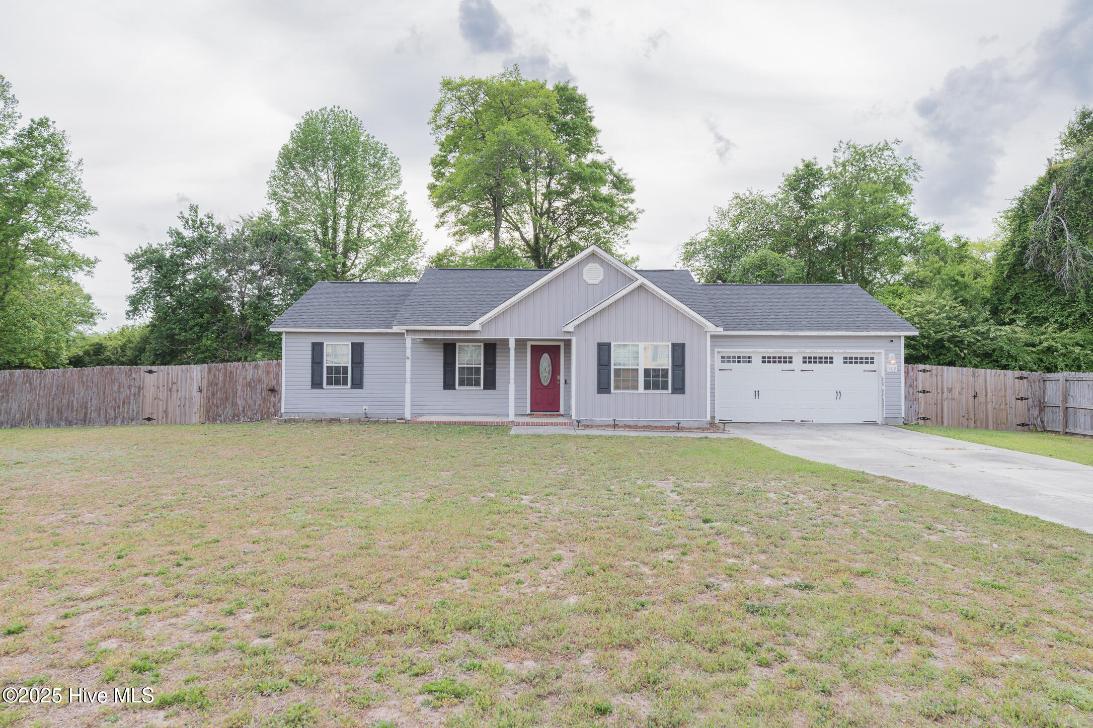Eagle Chase Real Estate Listings Main Image
