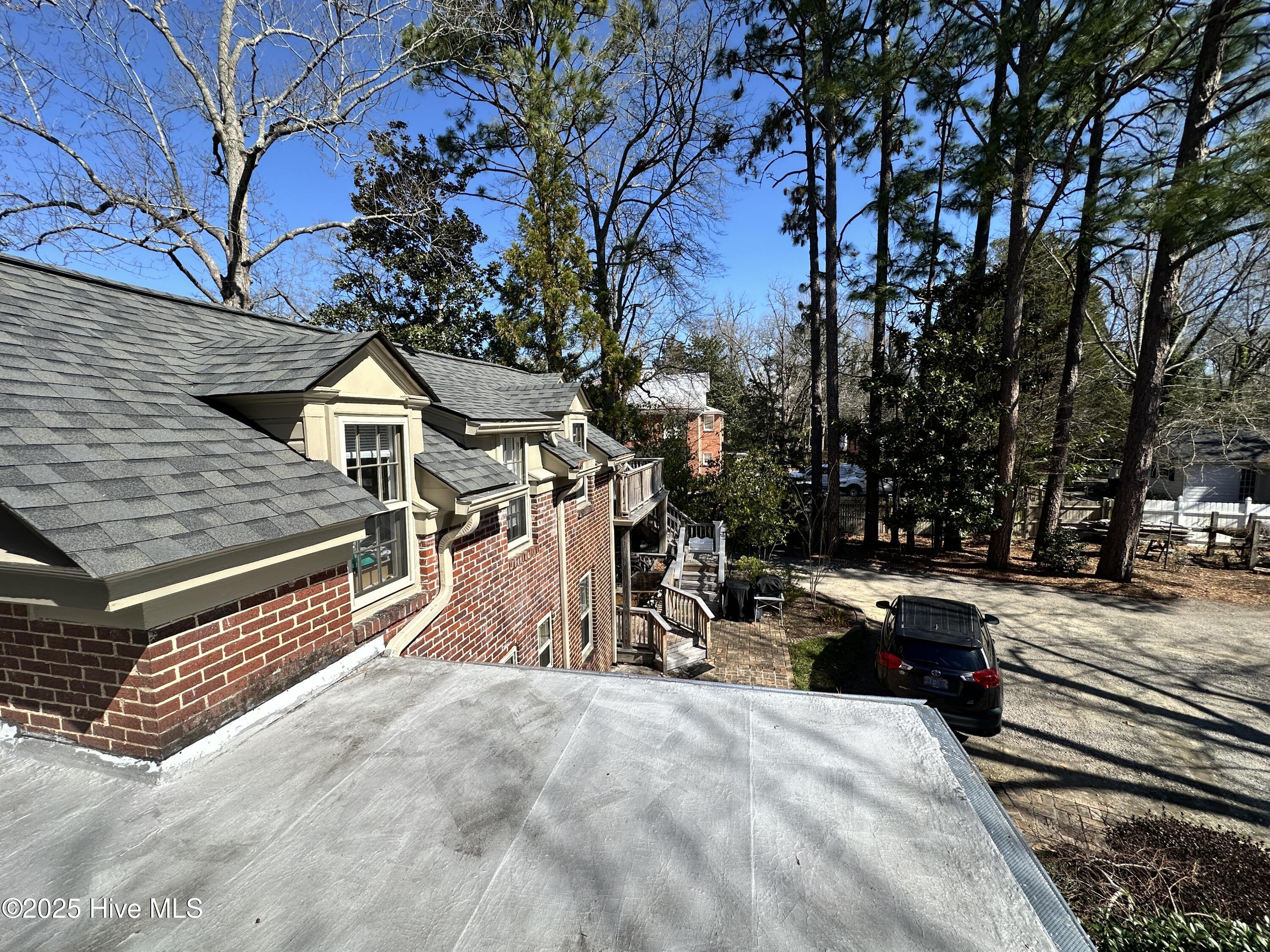 206 N Poplar Street Property Photo 5