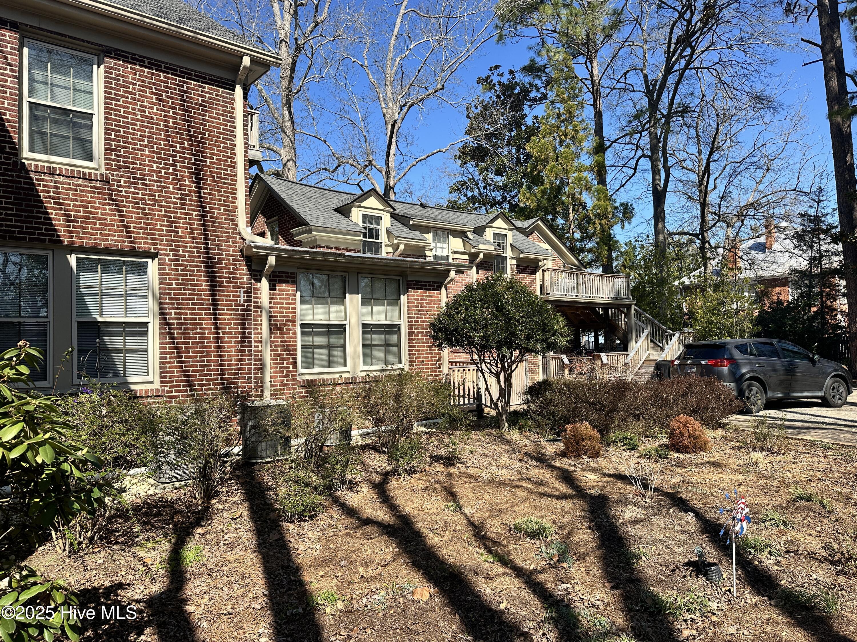 206 N Poplar Street Property Photo 8