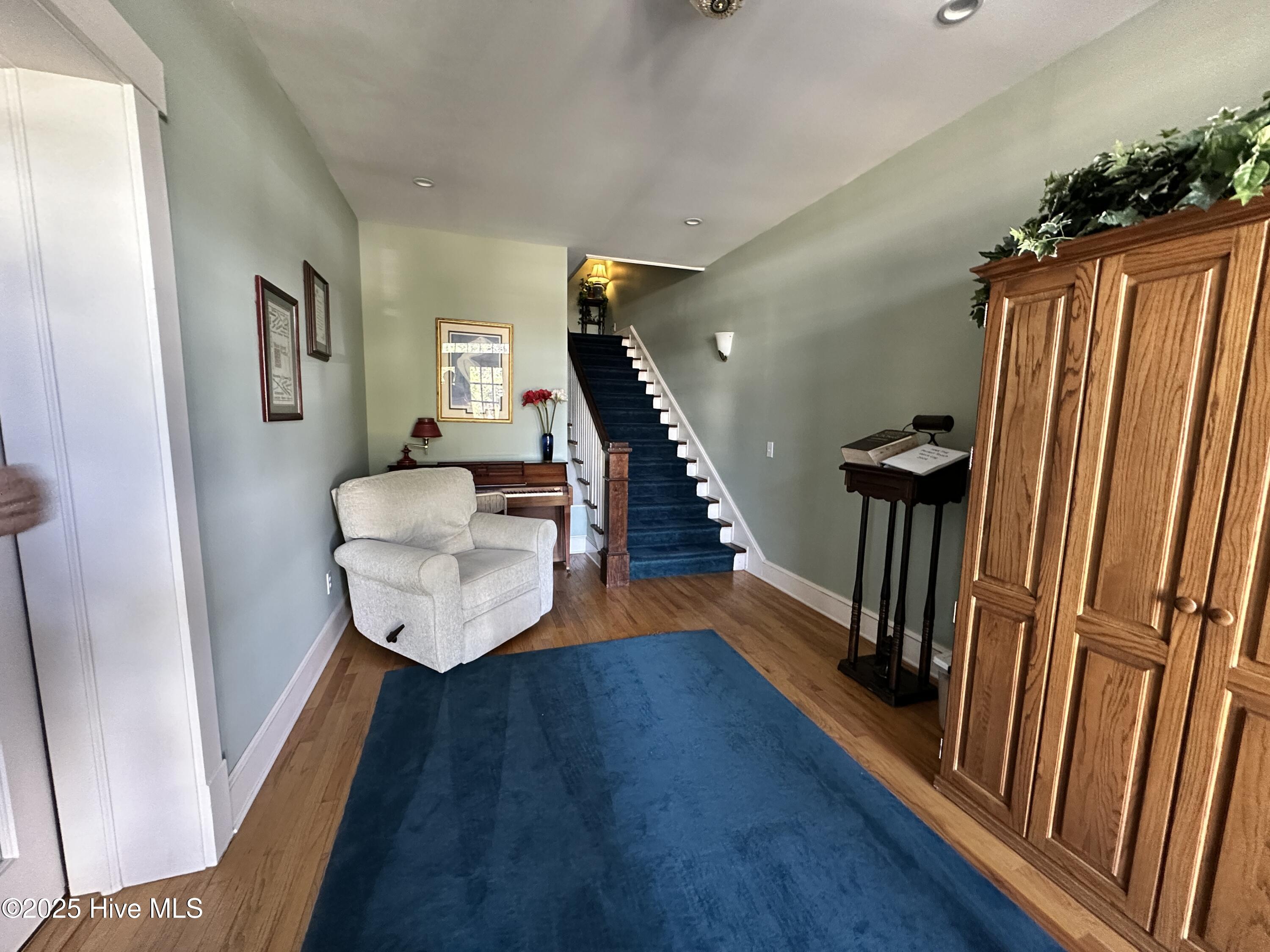 206 N Poplar Street Property Photo 12