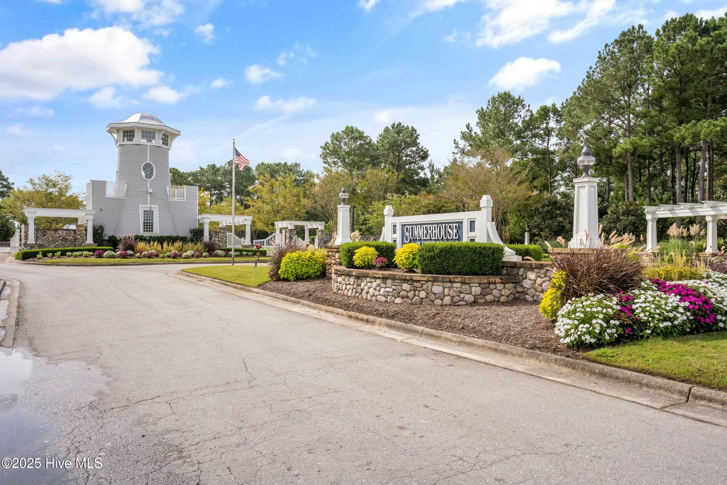 325 Spicer Lake Drive Property Photo