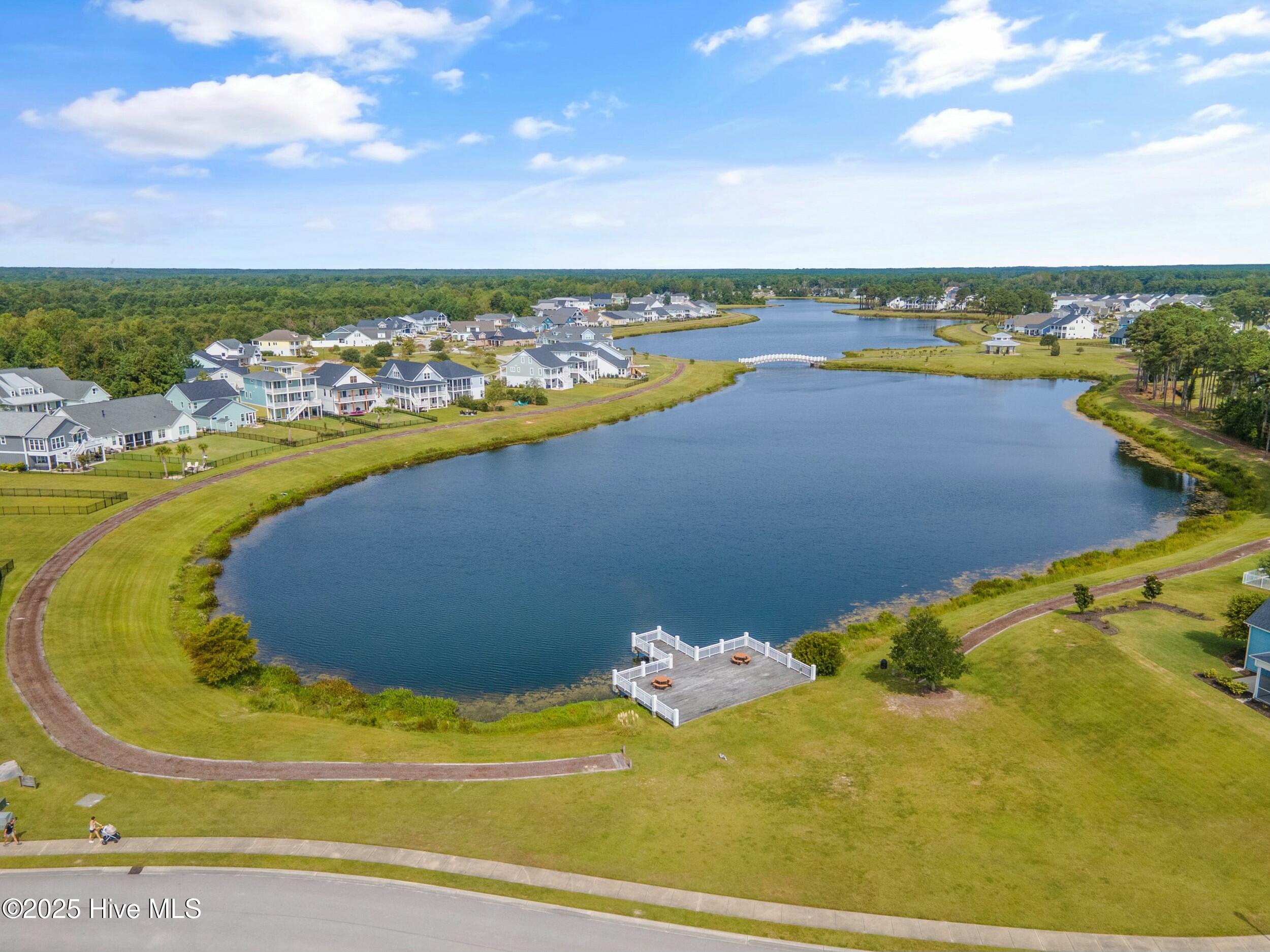 325 Spicer Lake Drive Property Photo 22
