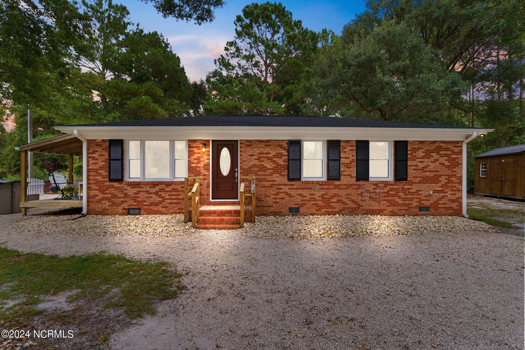 914 Harry Bell Road Property Photo