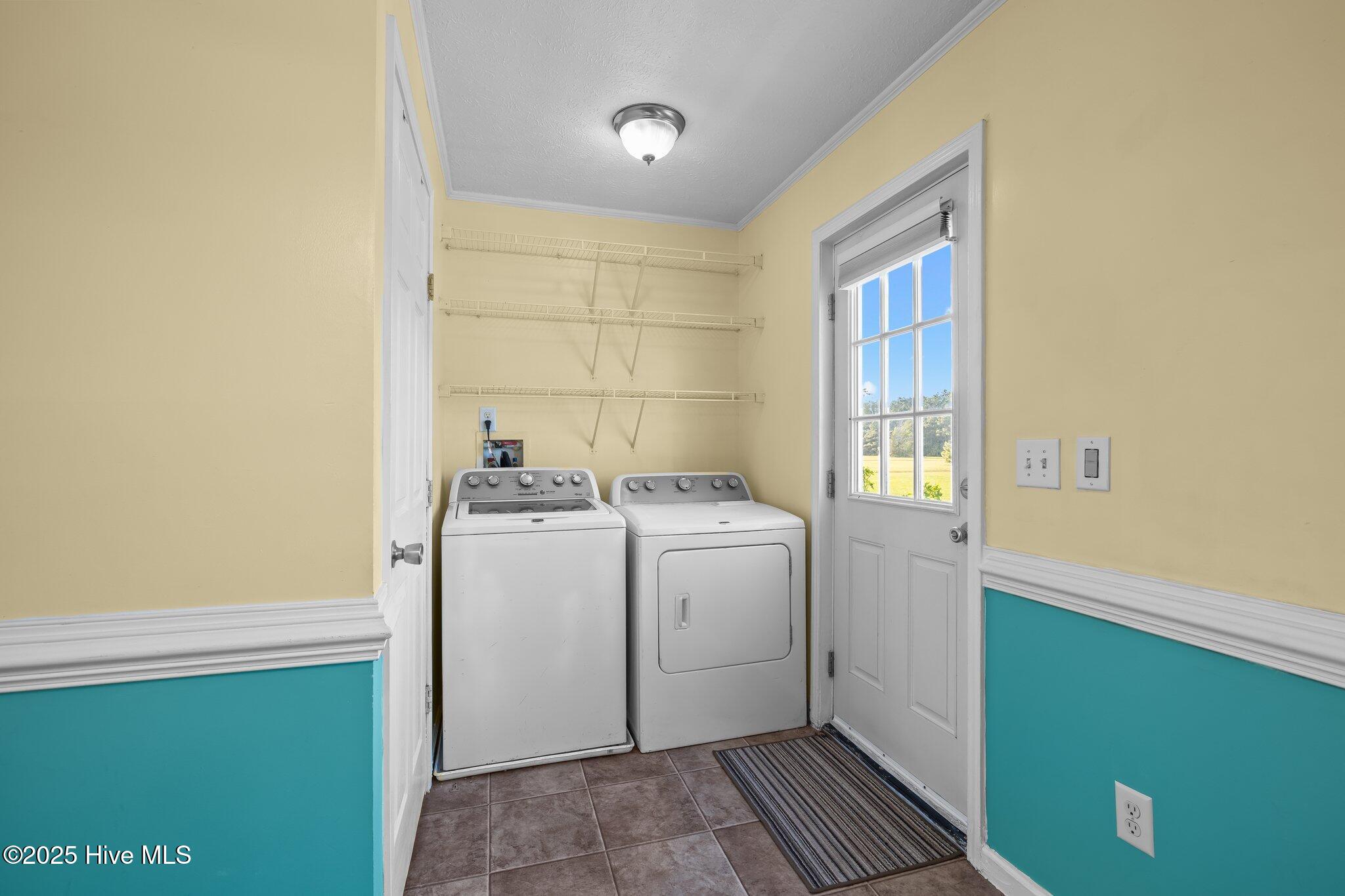 207 Mayflower Drive Property Photo 12