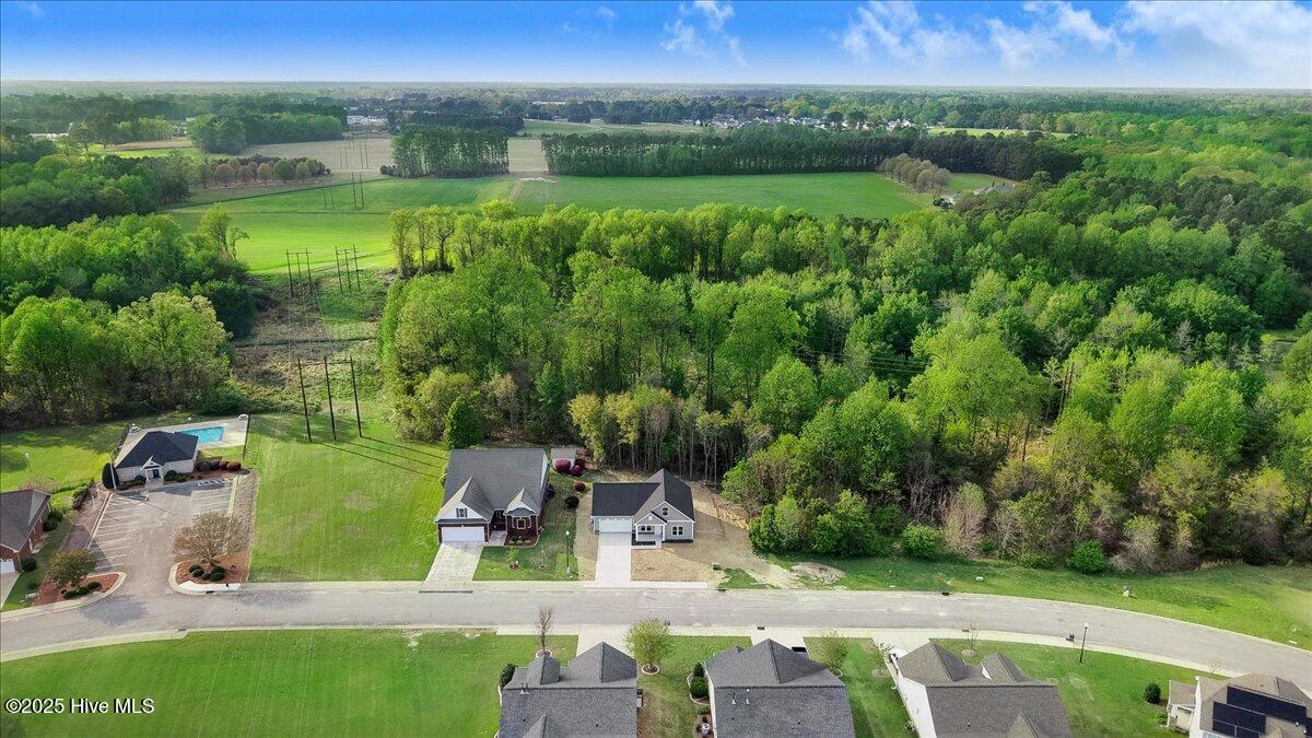 312 Kingston Circle Property Photo 8