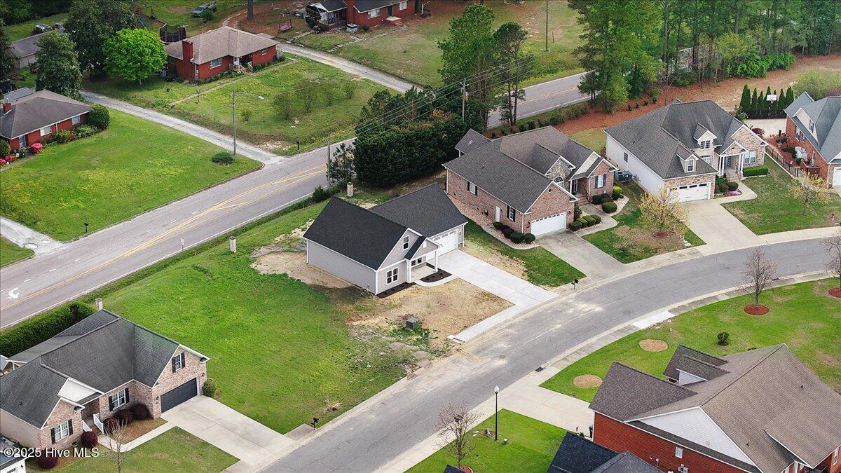 106 Kingston Circle Property Photo 10