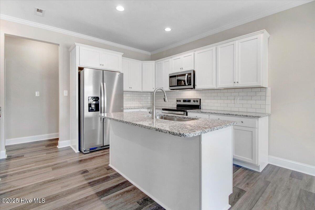 106 Kingston Circle Property Photo 21