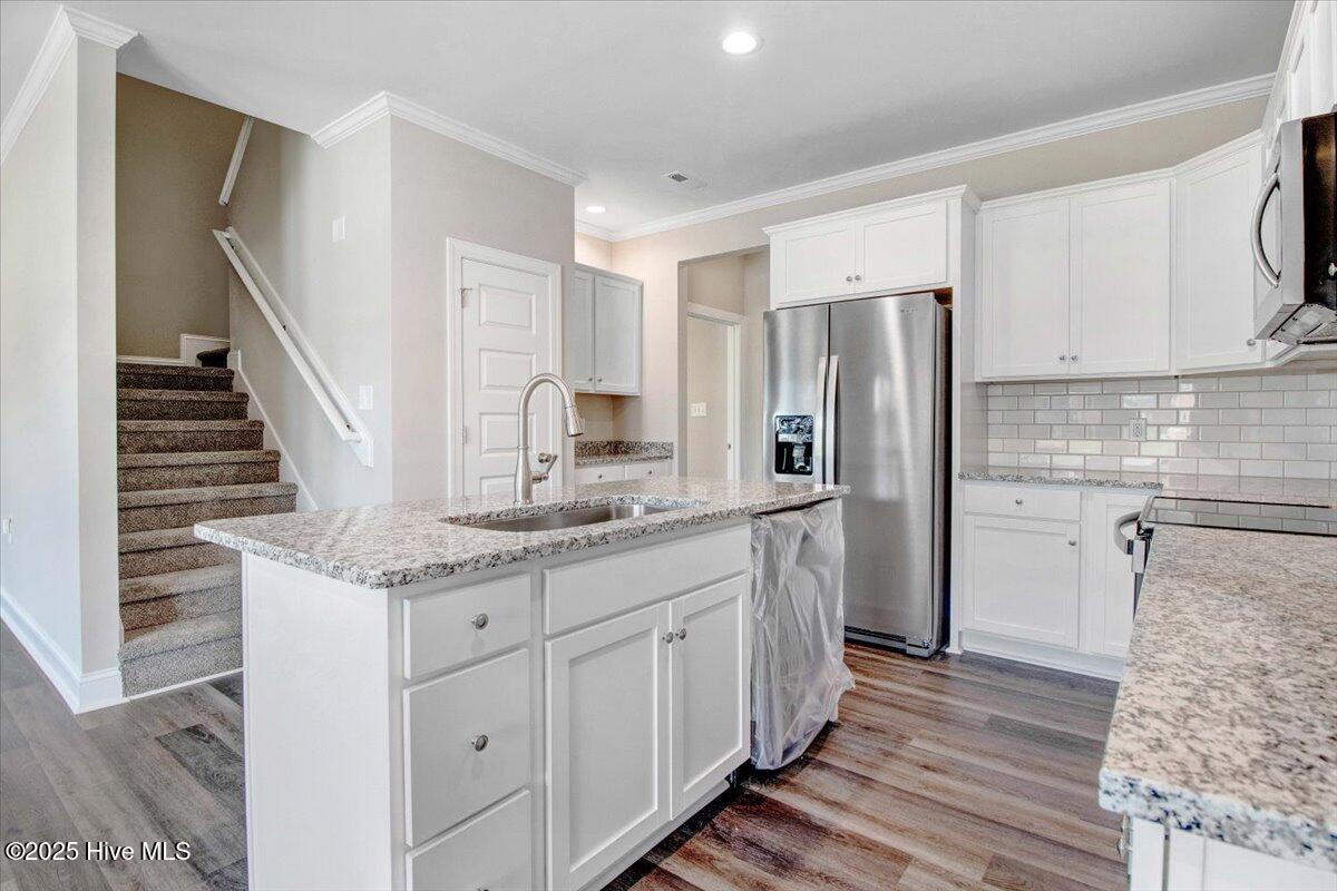 106 Kingston Circle Property Photo 23