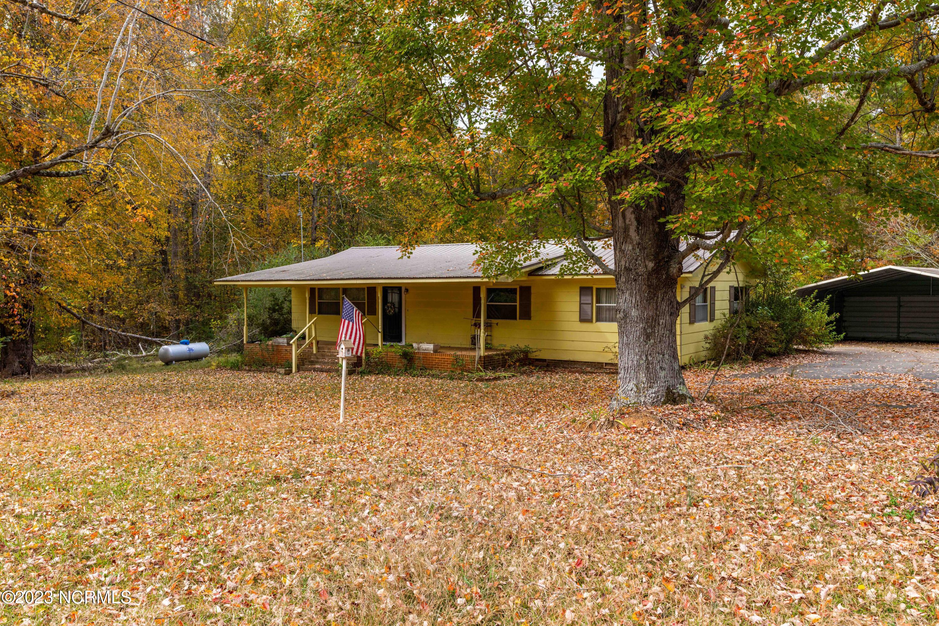 Star Real Estate Listings Main Image