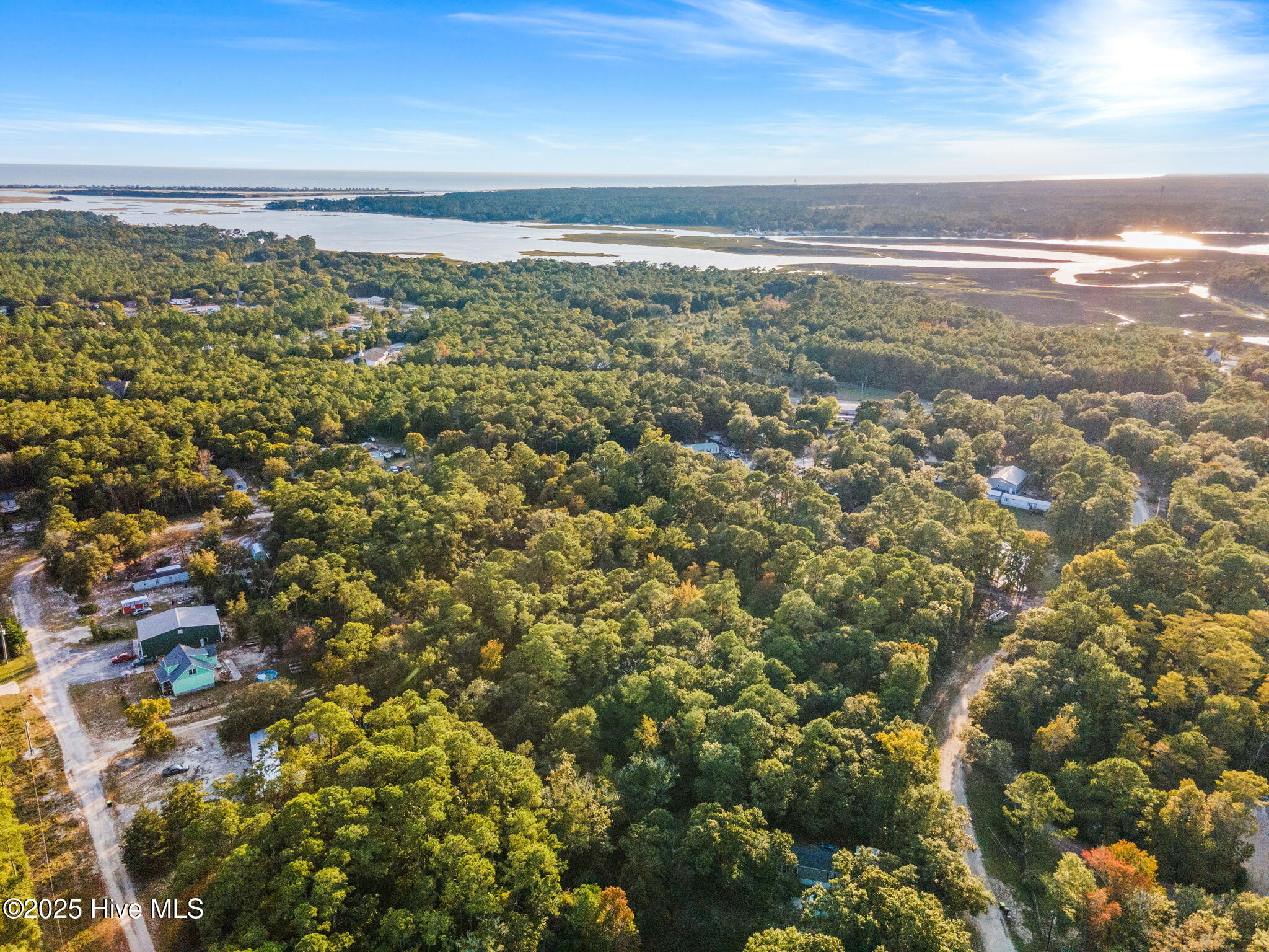 782 Pondview Drive Property Photo 6