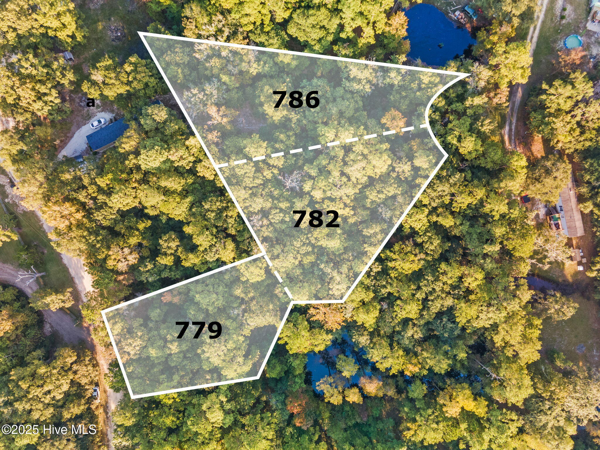 782 Pondview Drive Property Photo 7