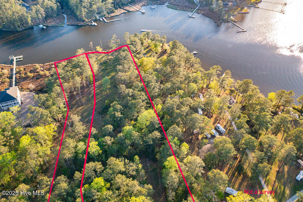 665 & 637 Bell Point Road Property Photo 2