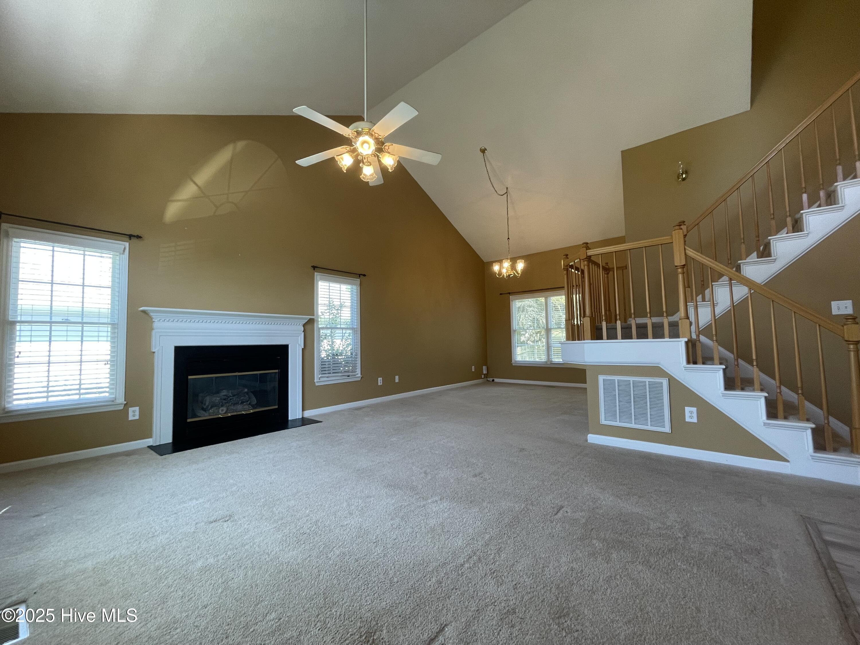 12104 Amoretto Way Property Photo 5