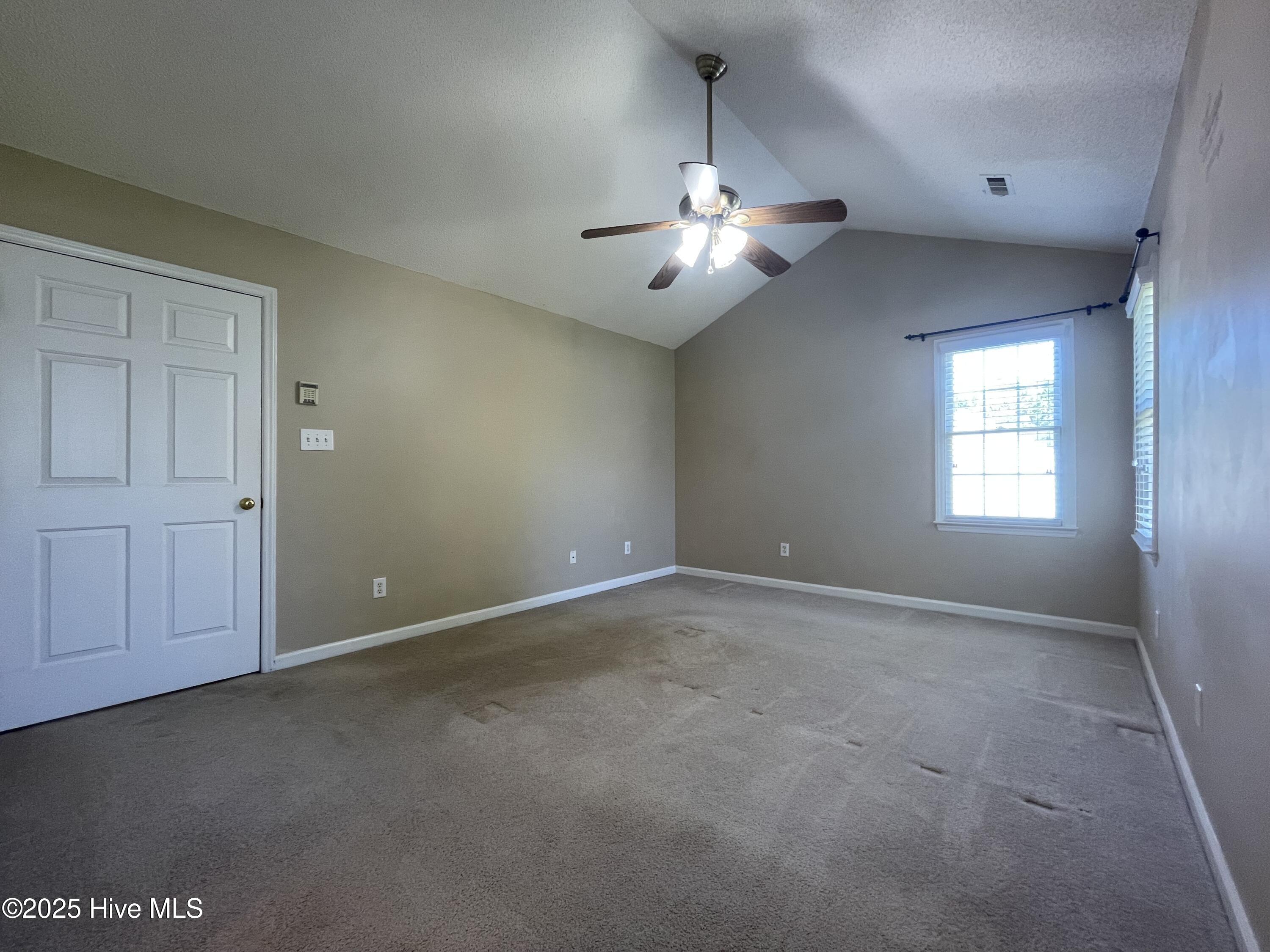 12104 Amoretto Way Property Photo 25