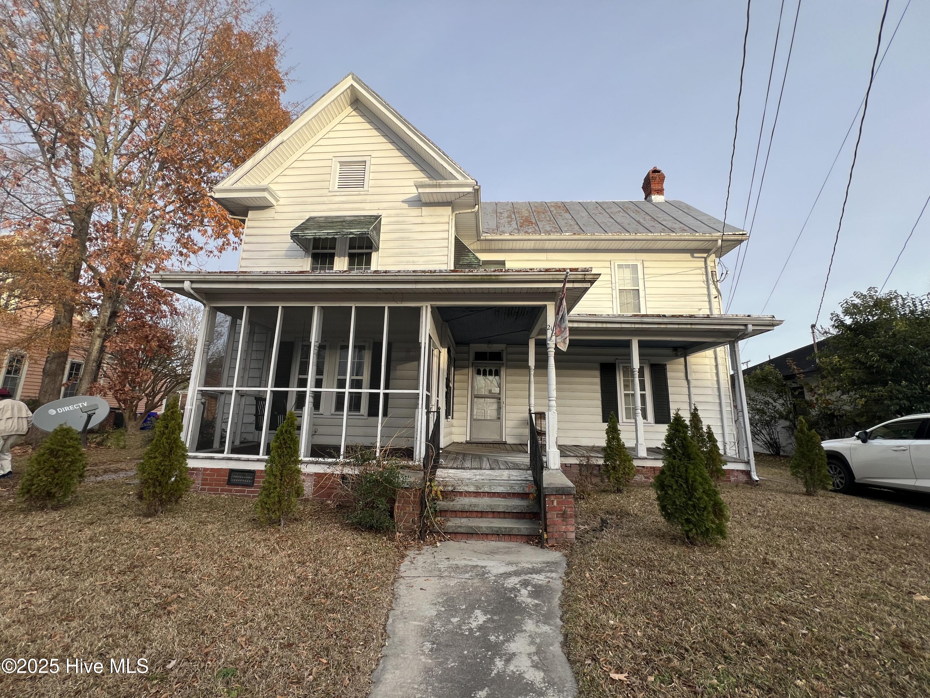 216 N Church Street Property Photo