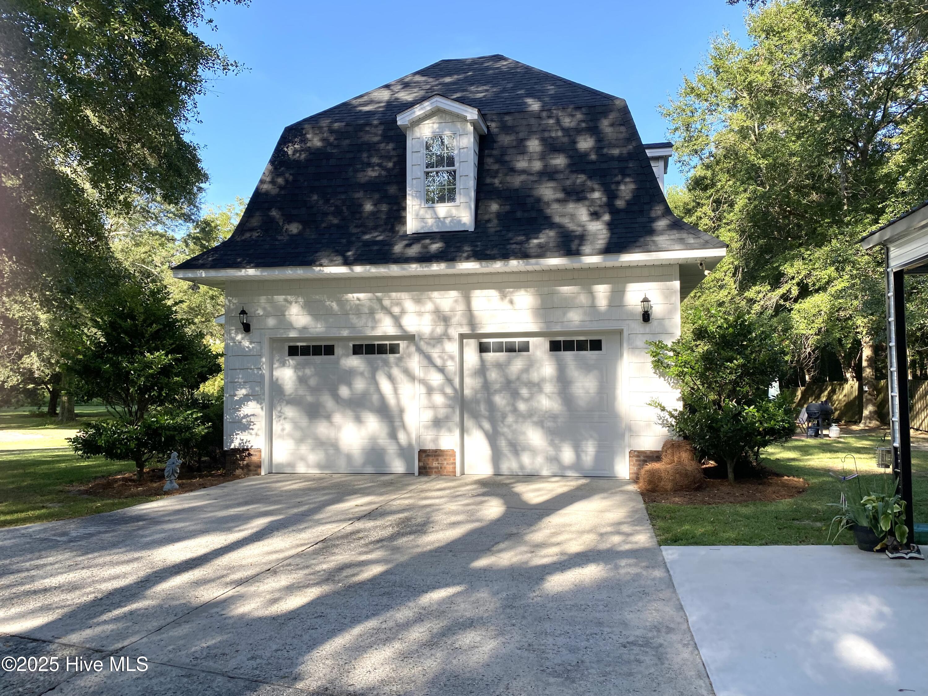 68 E Dasher Street Property Photo 10