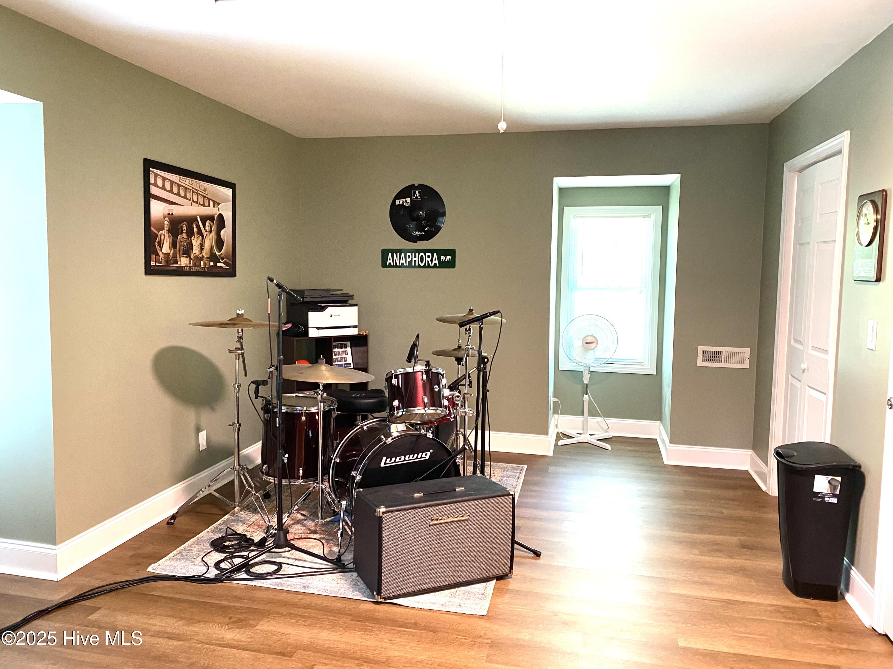 68 E Dasher Street Property Photo 91