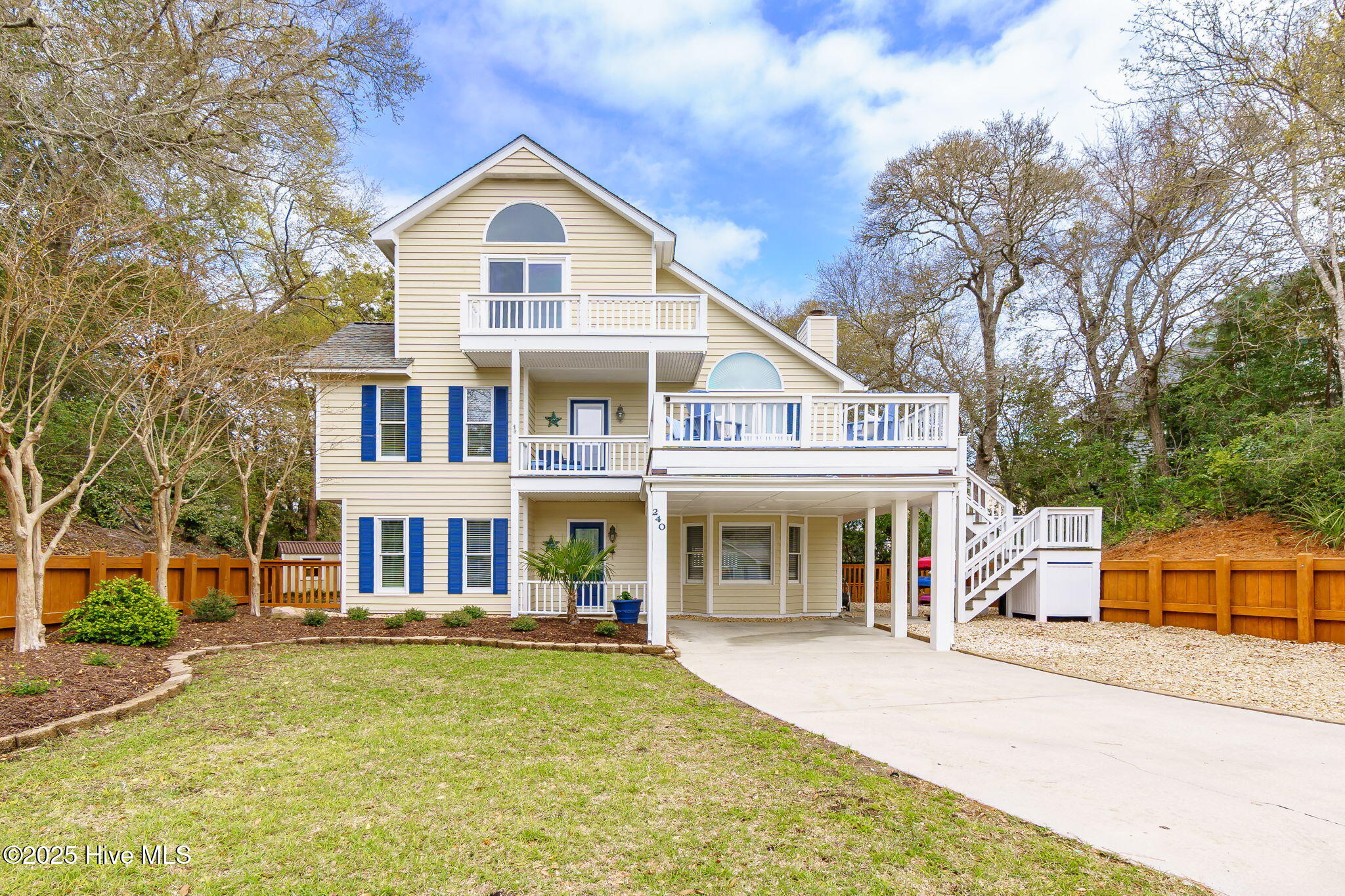 240 Windjammer Property Photo