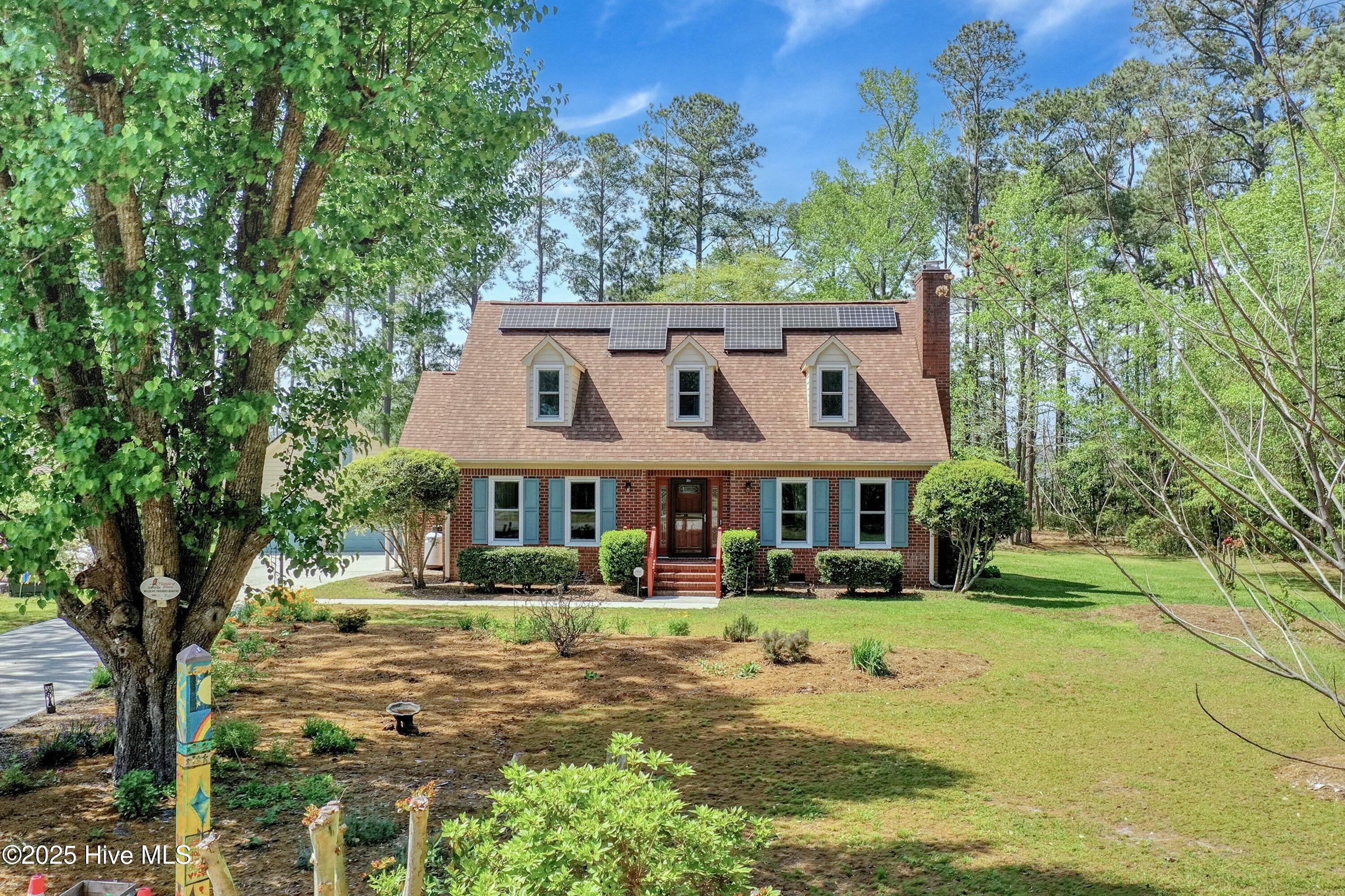 201 Lawton Circle Property Photo