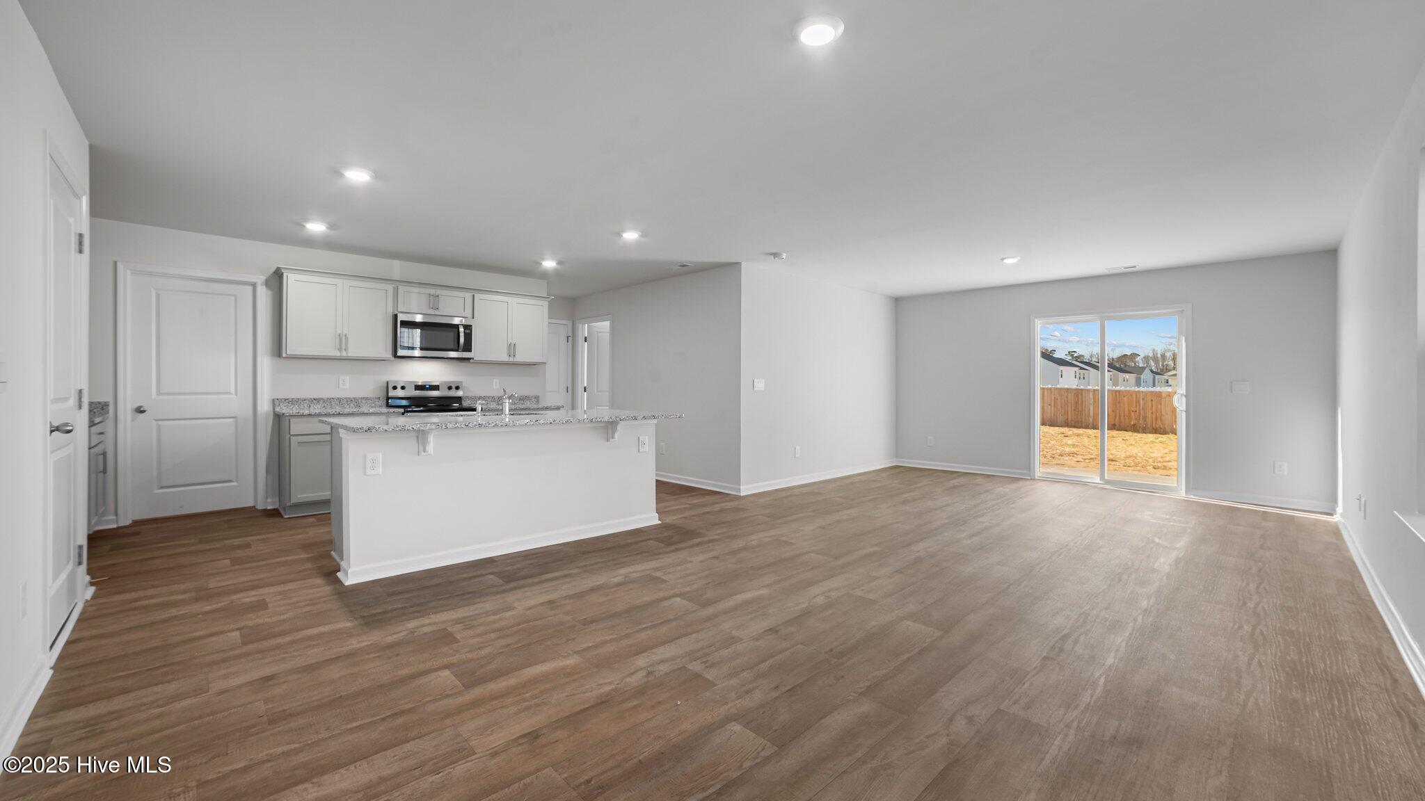200 Olive Branch Street Property Photo 5