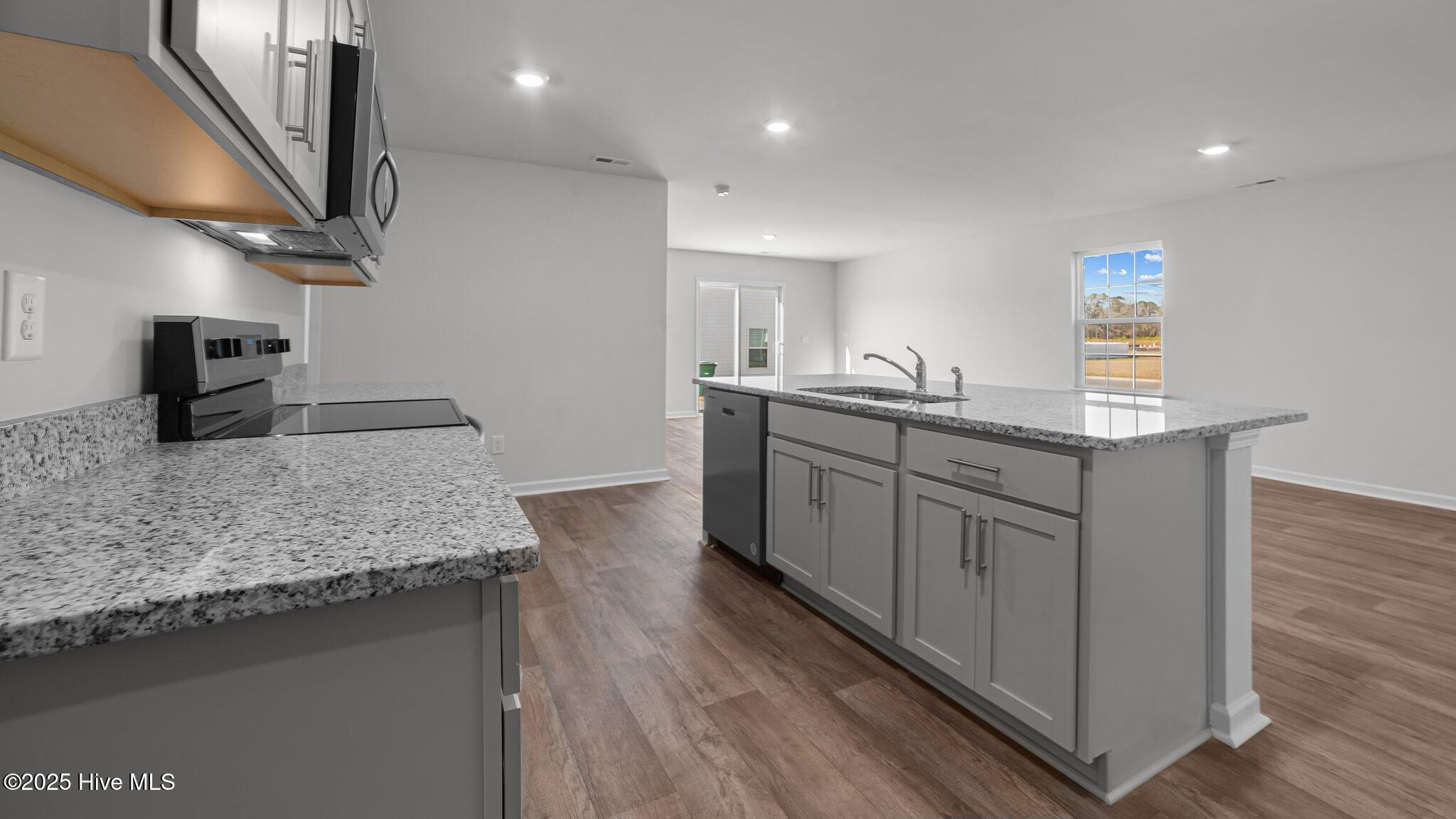 200 Olive Branch Street Property Photo 9