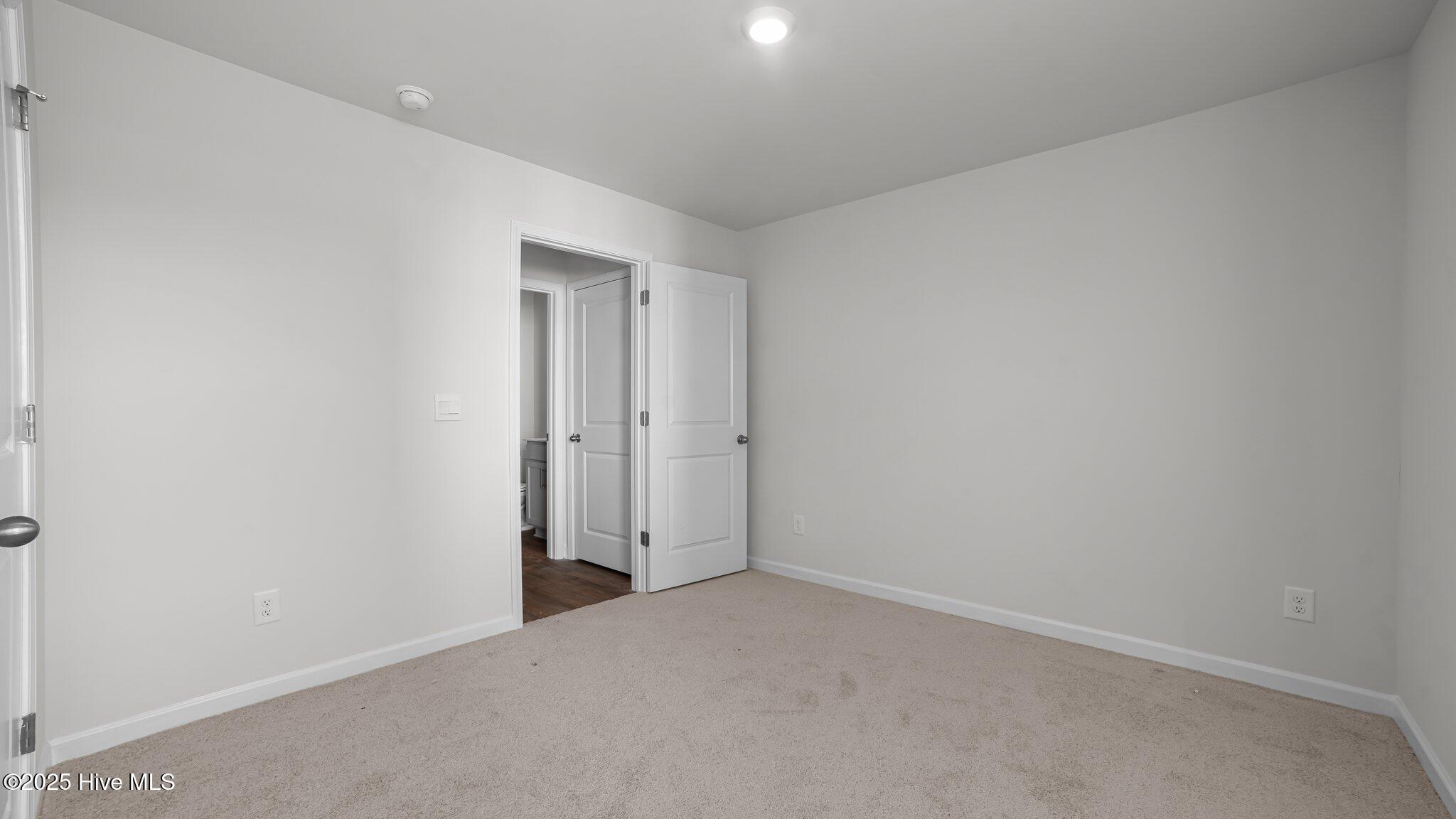 200 Olive Branch Street Property Photo 12
