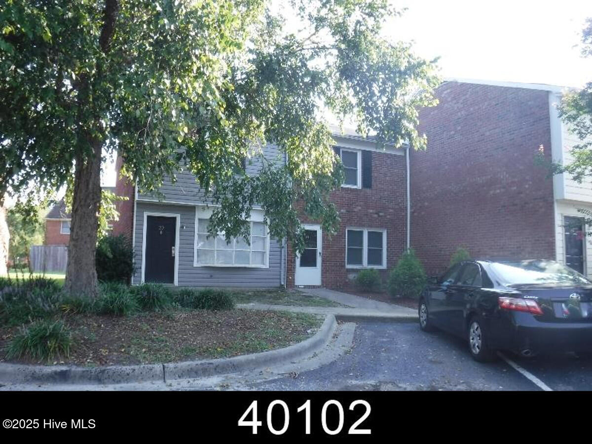 104 Chesterfield Court 20 Property Photo