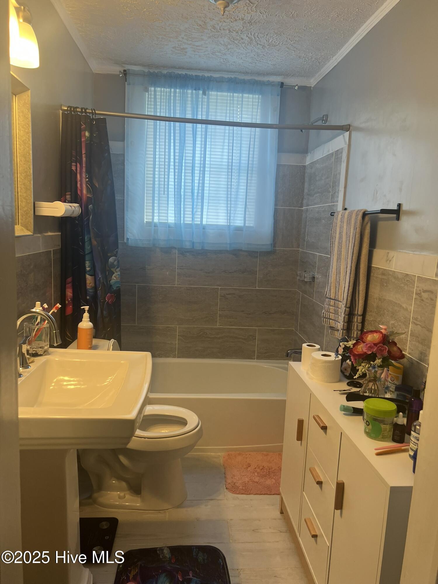 505 S Leslie Street Property Photo 10