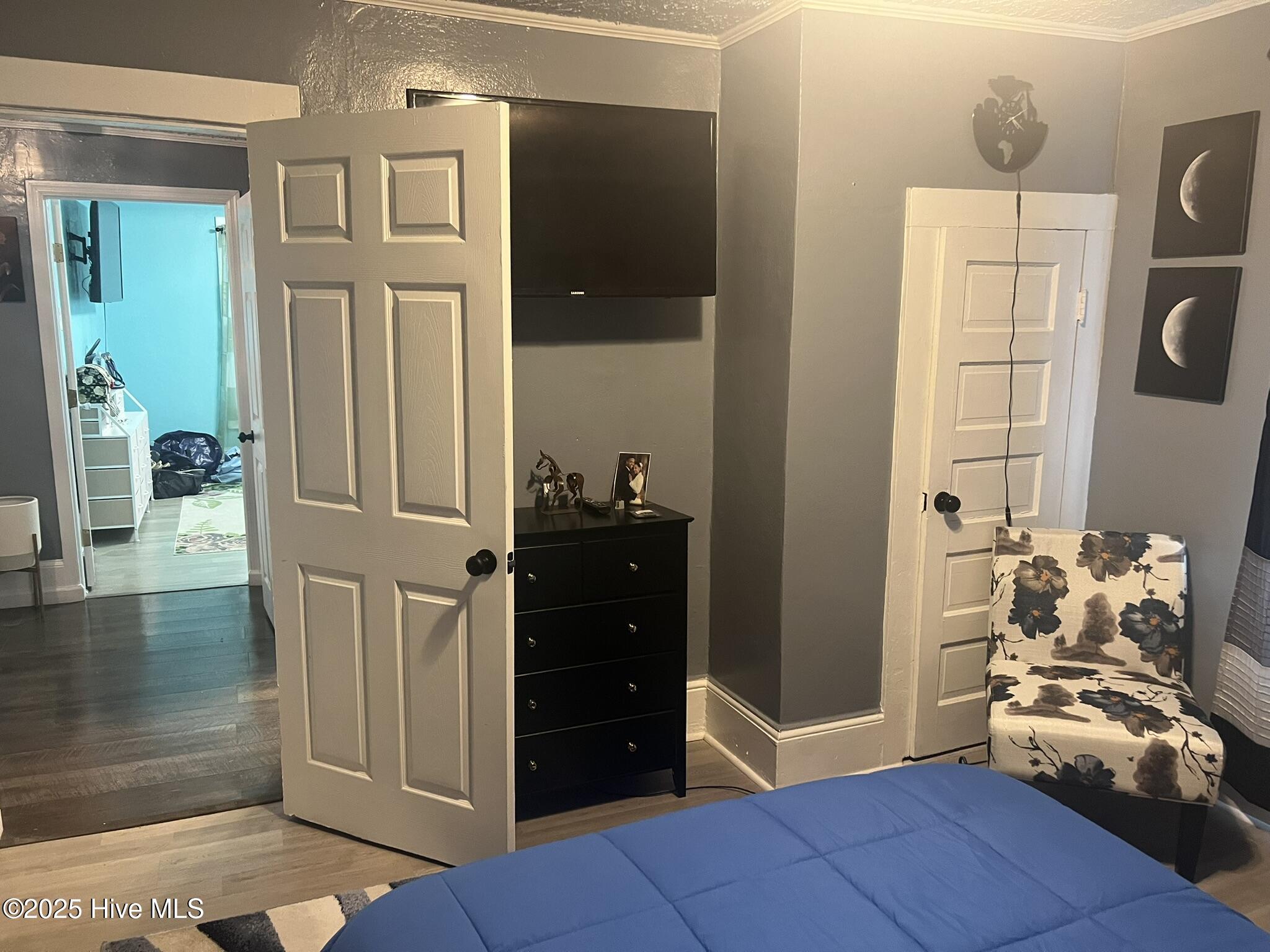505 S Leslie Street Property Photo 14