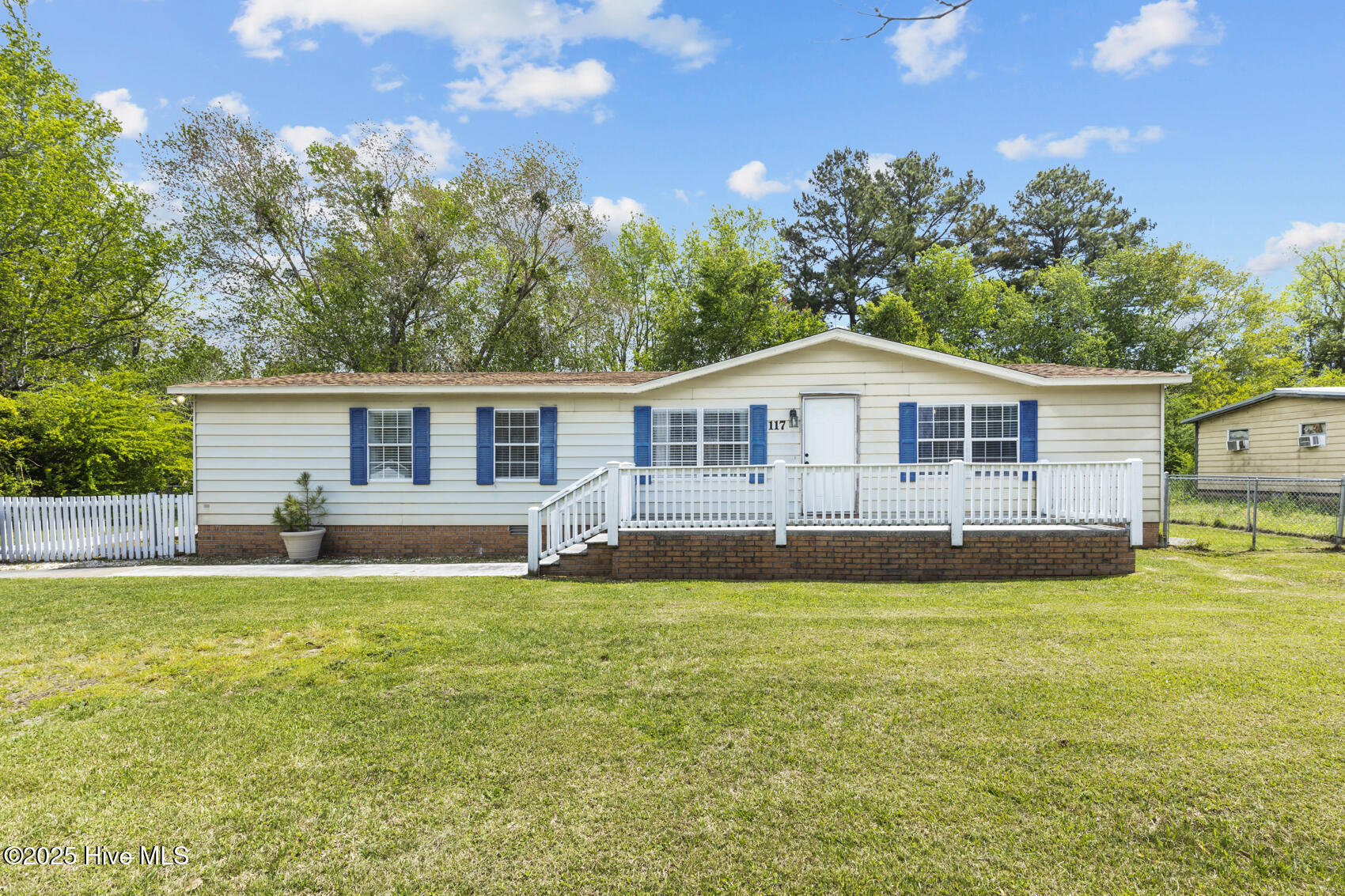 117 Woodbrook Drive Property Photo