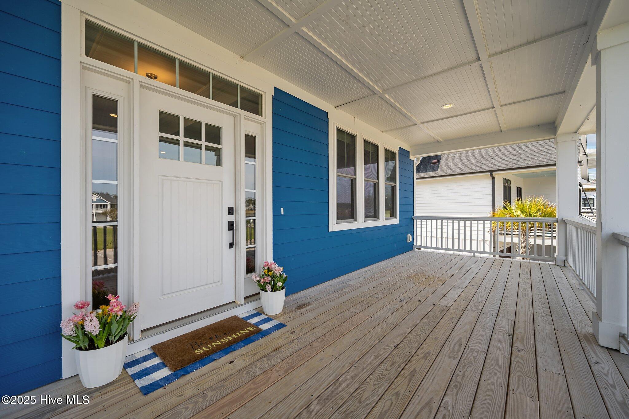 372 Summerhouse Drive Property Photo 3
