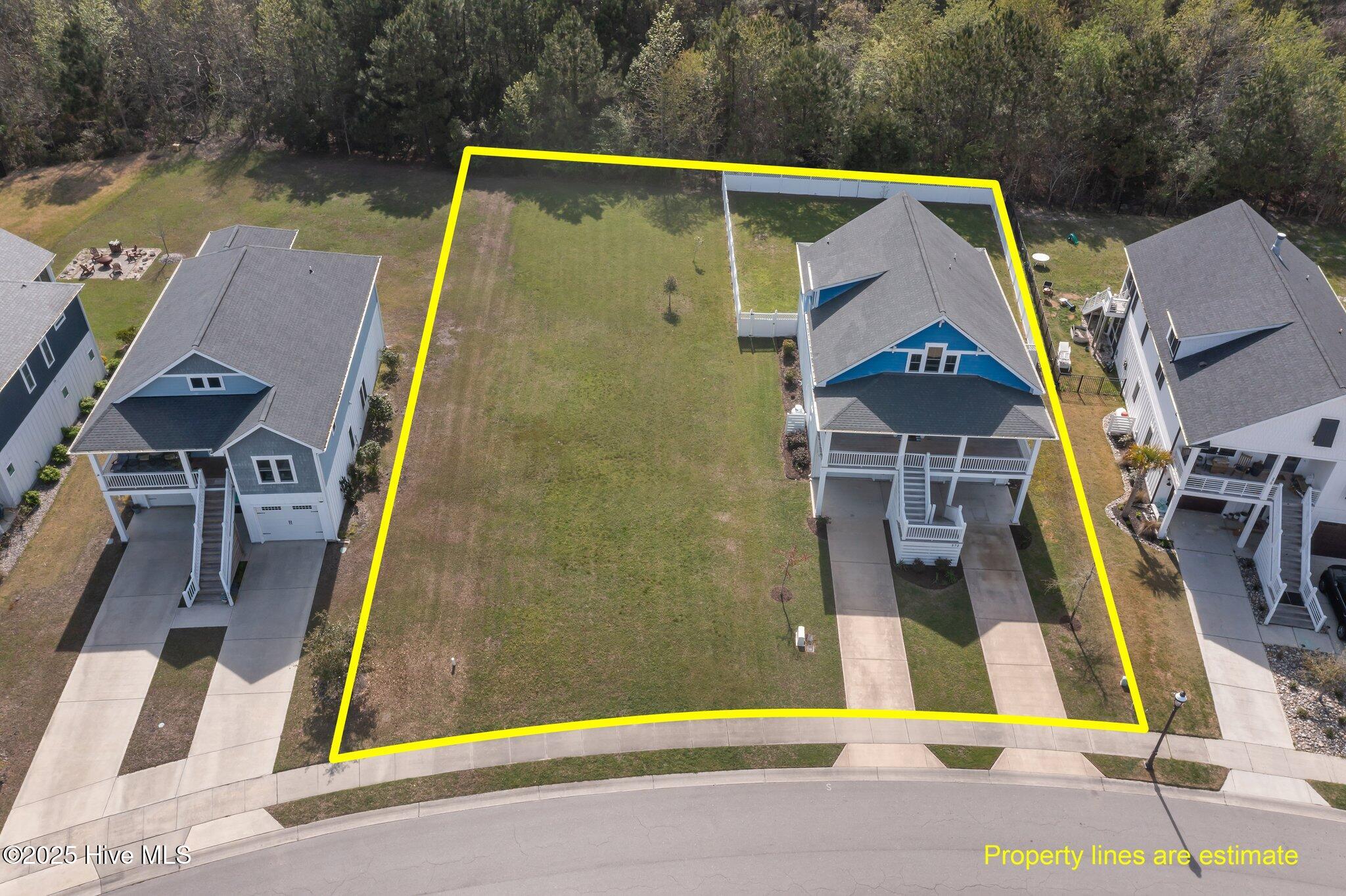 372 Summerhouse Drive Property Photo 9