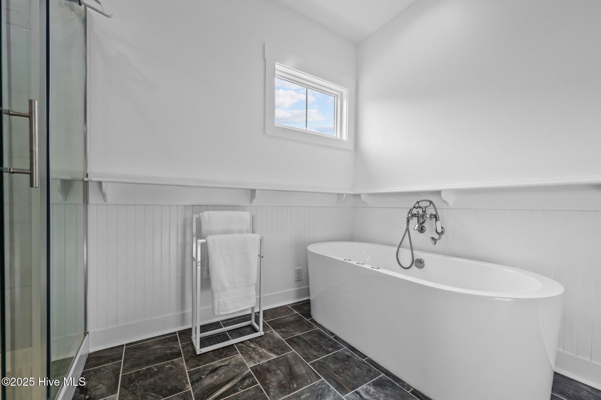 372 Summerhouse Drive Property Photo 28