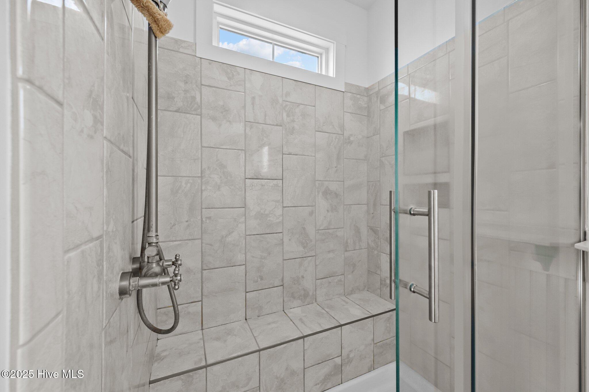 372 Summerhouse Drive Property Photo 29